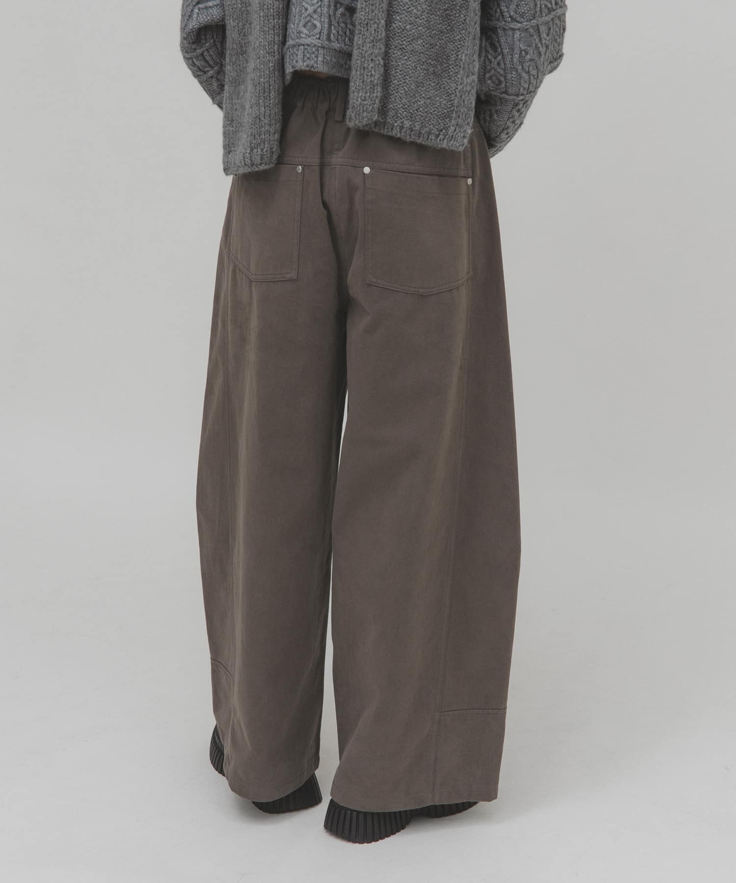 WIDEコクーンパンツ