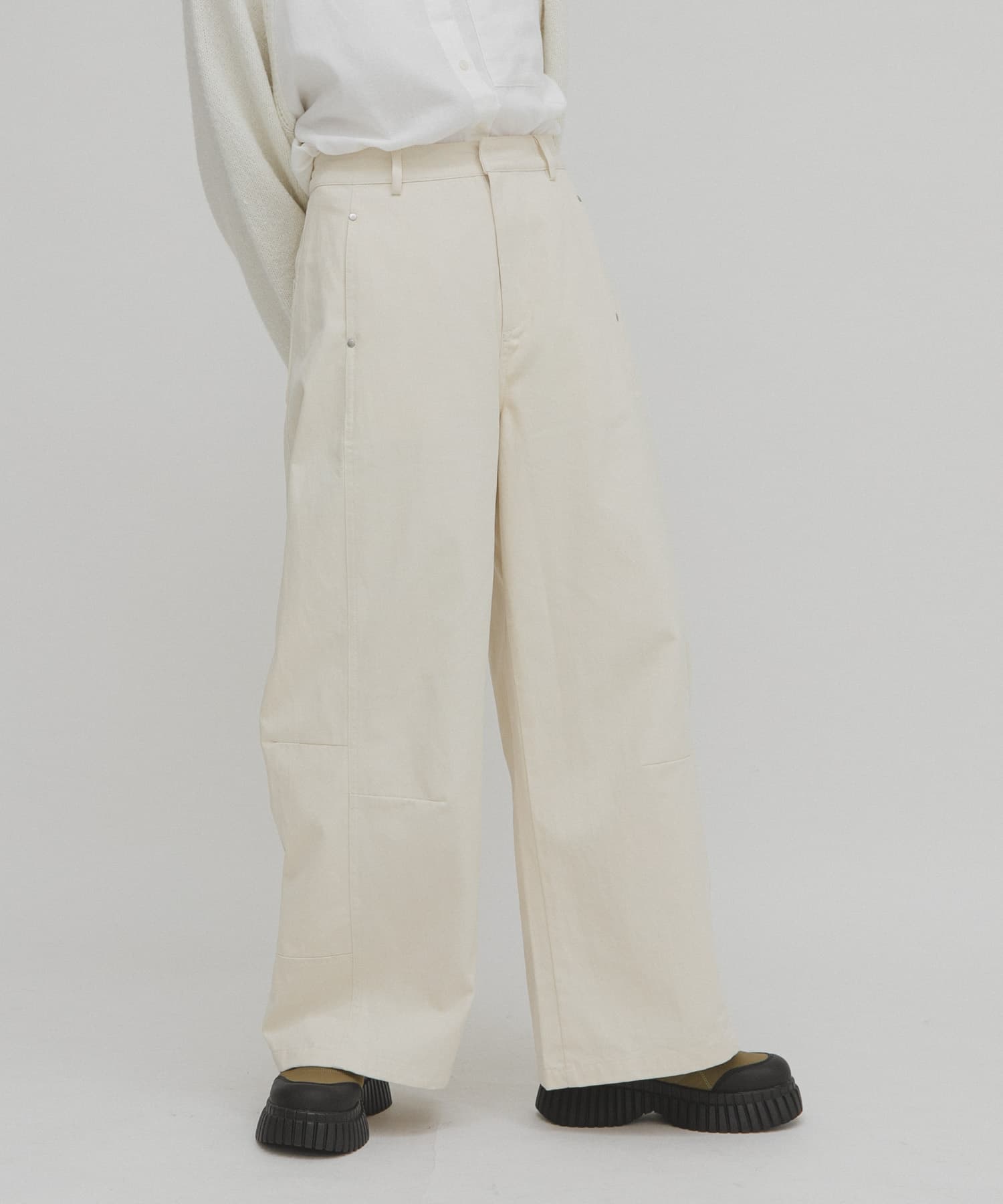 WIDEコクーンパンツ