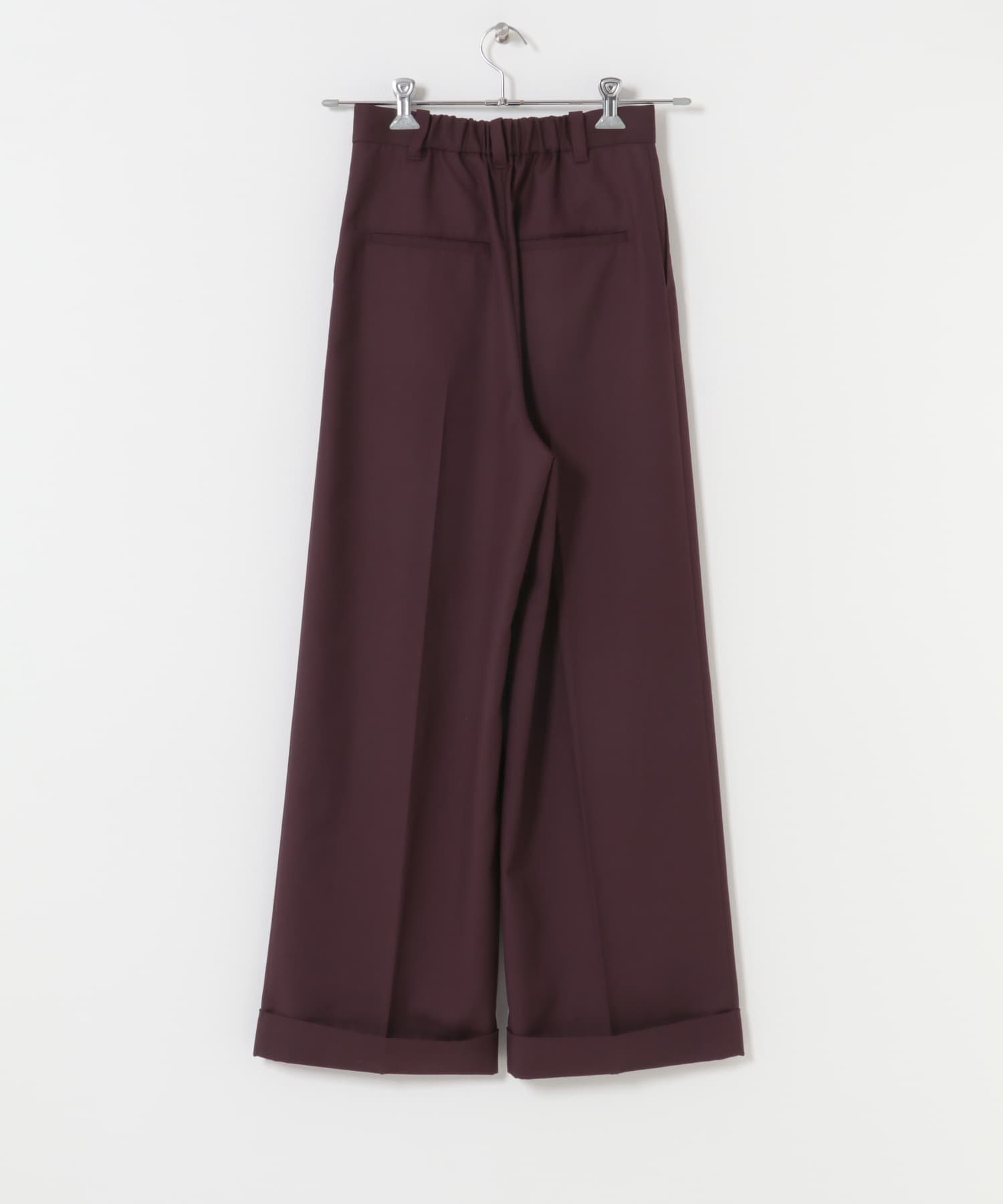 センタープレスストレートパンツ BORDEAUX One
