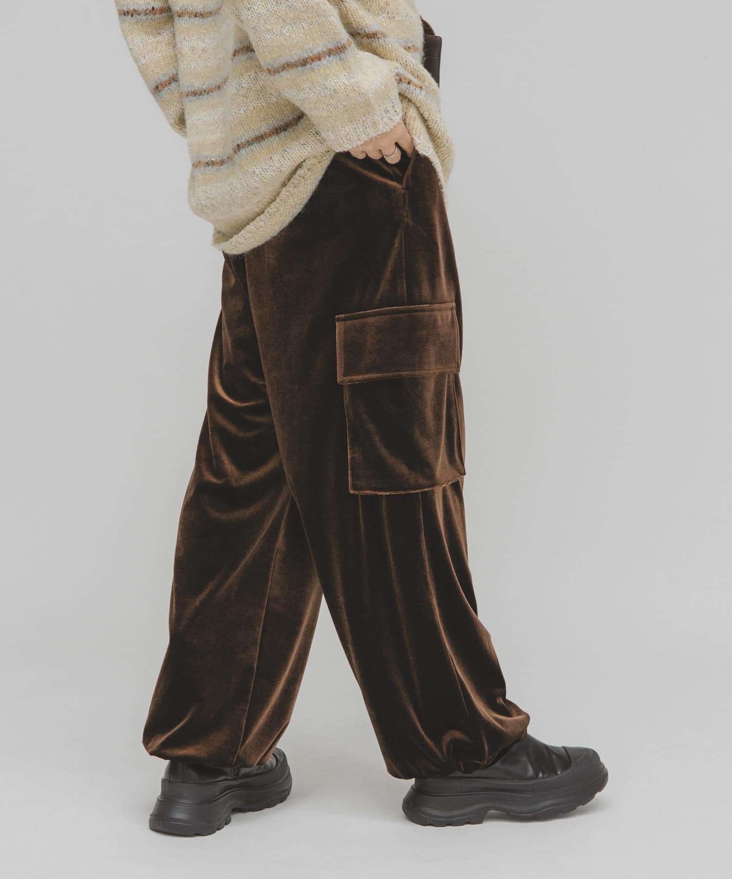 ベロアカーゴパンツ BROWN2 One