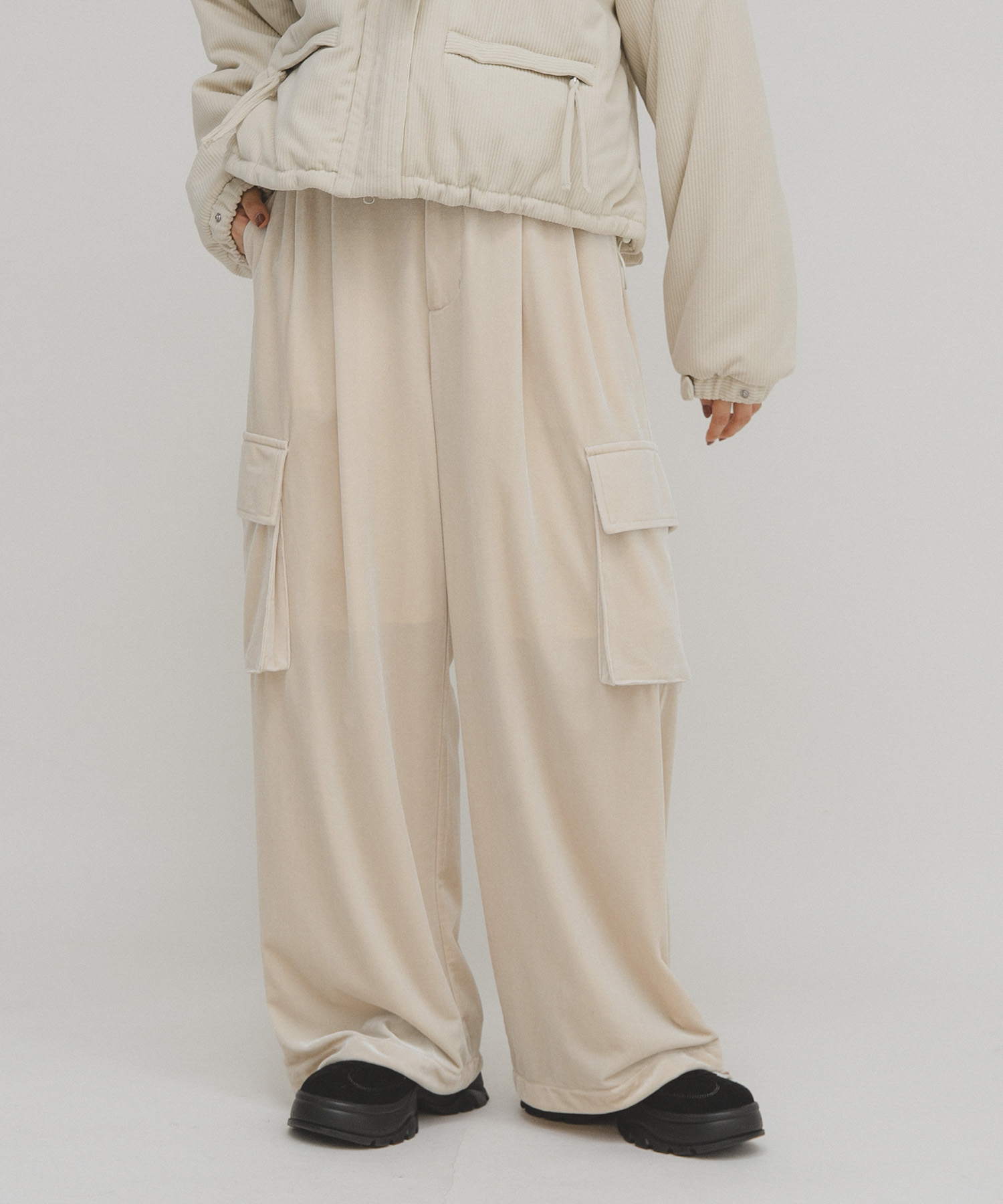 ベロアカーゴパンツ