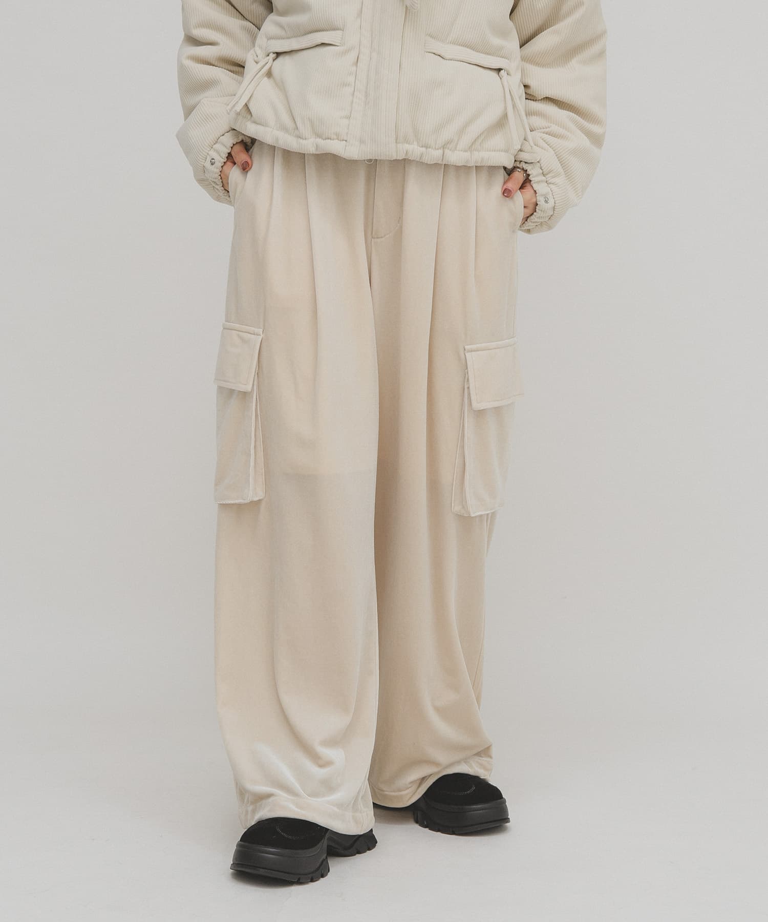 L.BEIGE