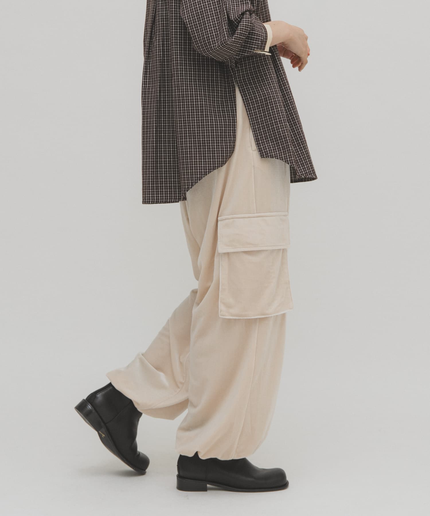 L.BEIGE