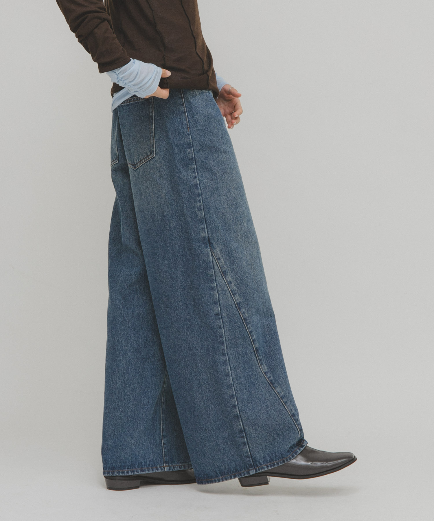 身長：160cm サイズ：36