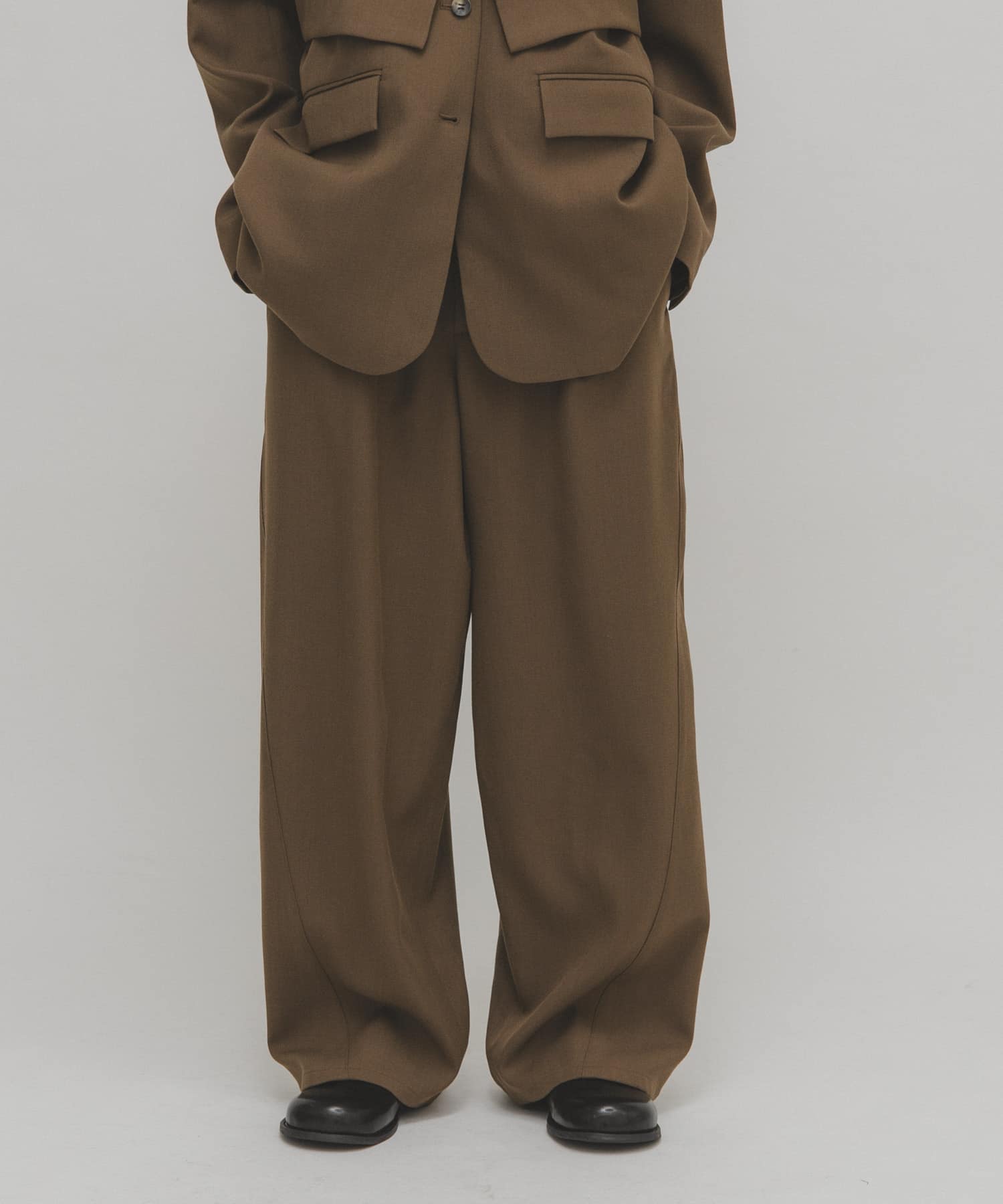 身長：160cm サイズ：36