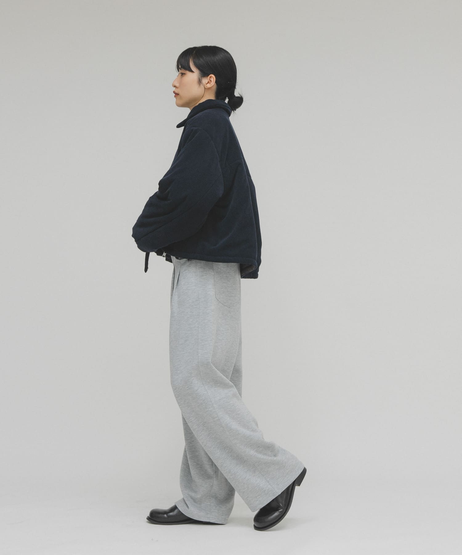 TOP GRAY