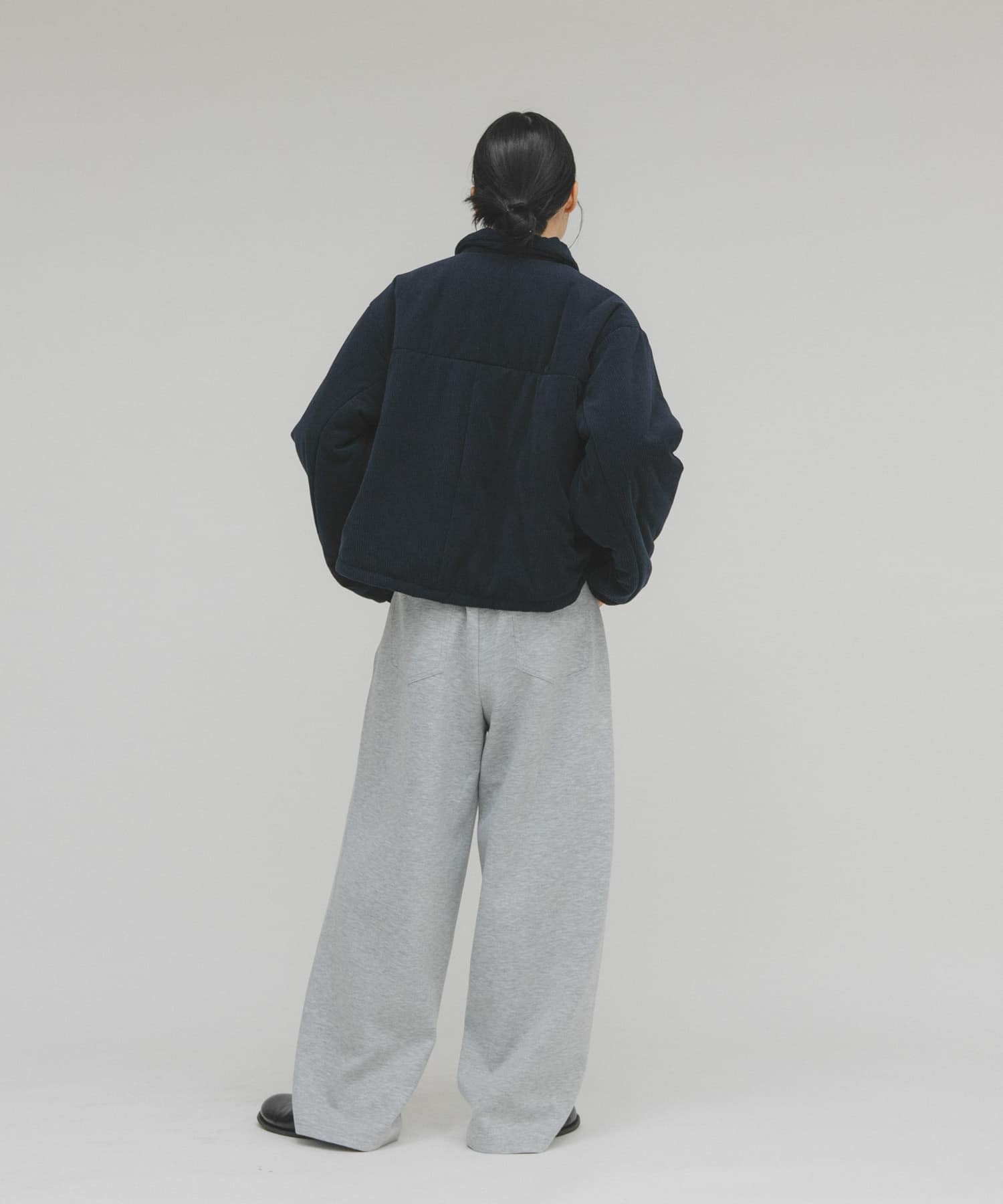 TOP GRAY