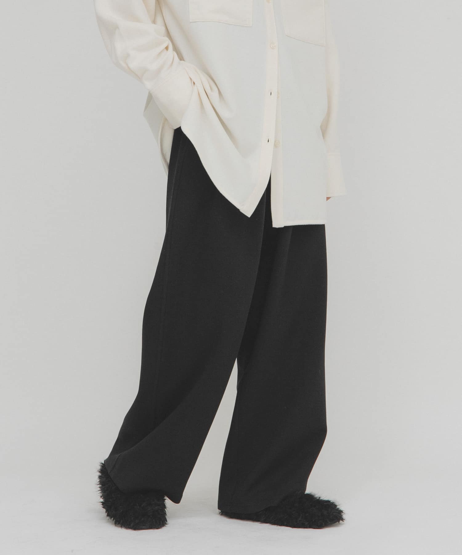 ダンボールWIDEスウェットパンツ