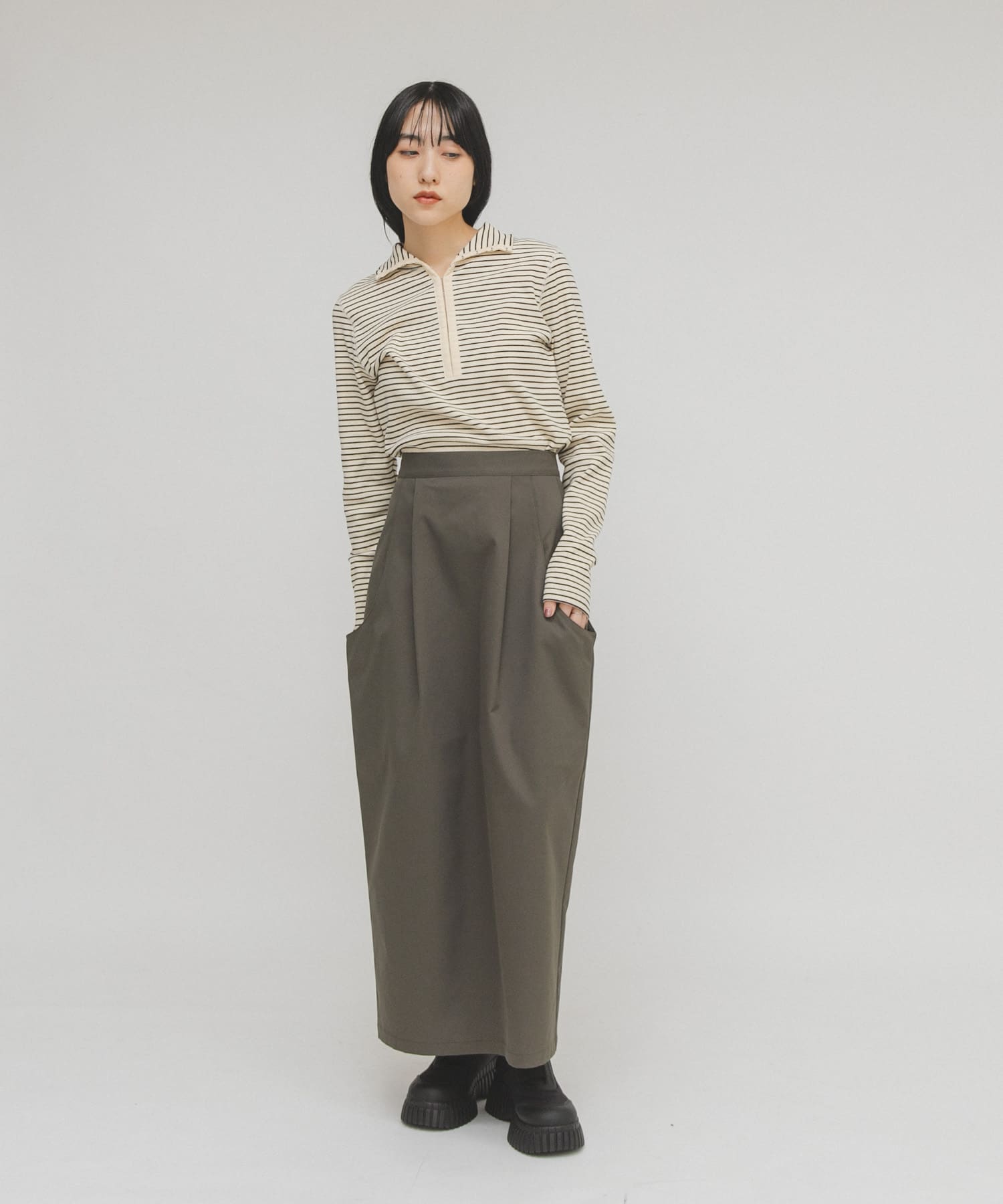 KHAKI