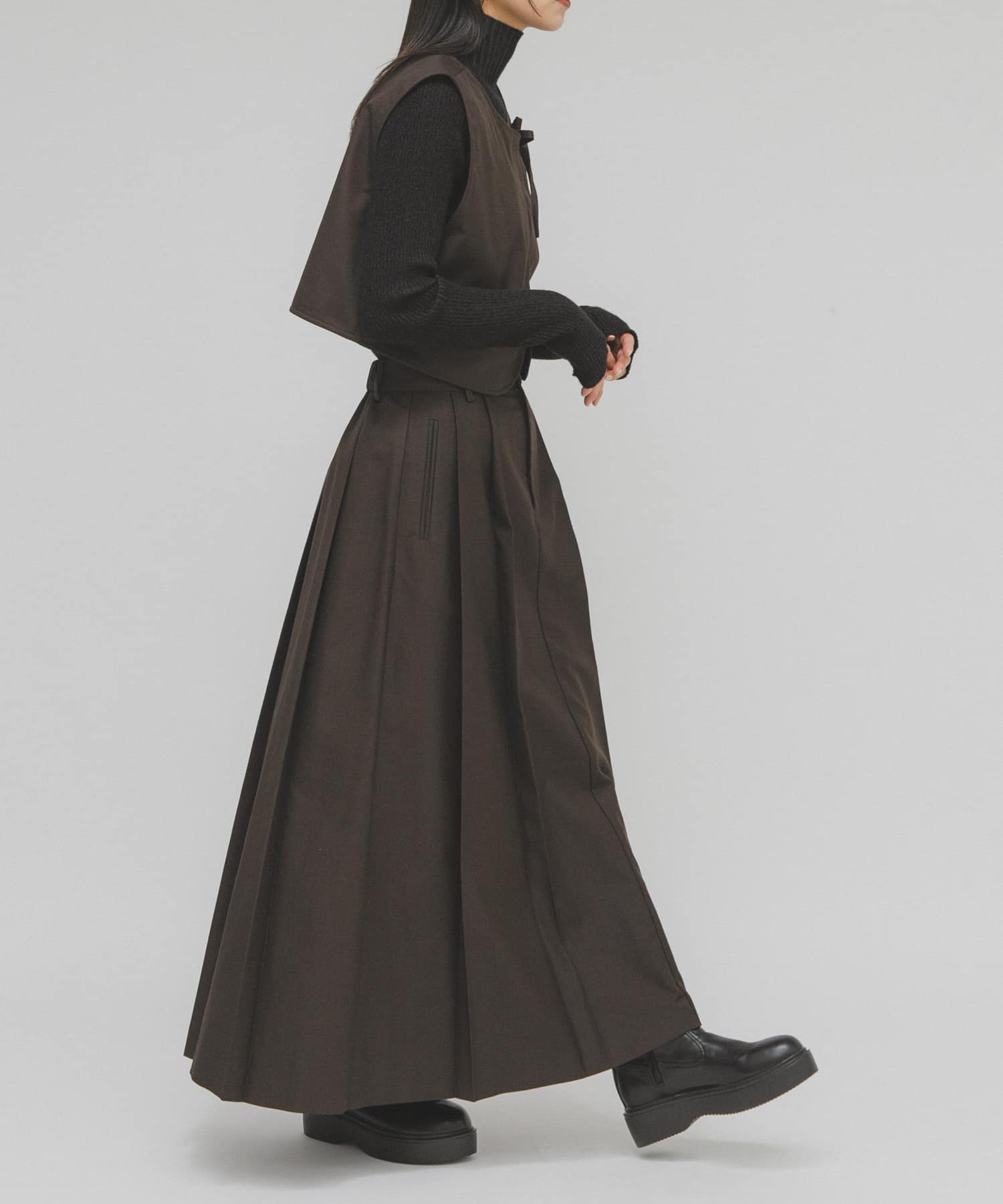 身長：163cm サイズ：38