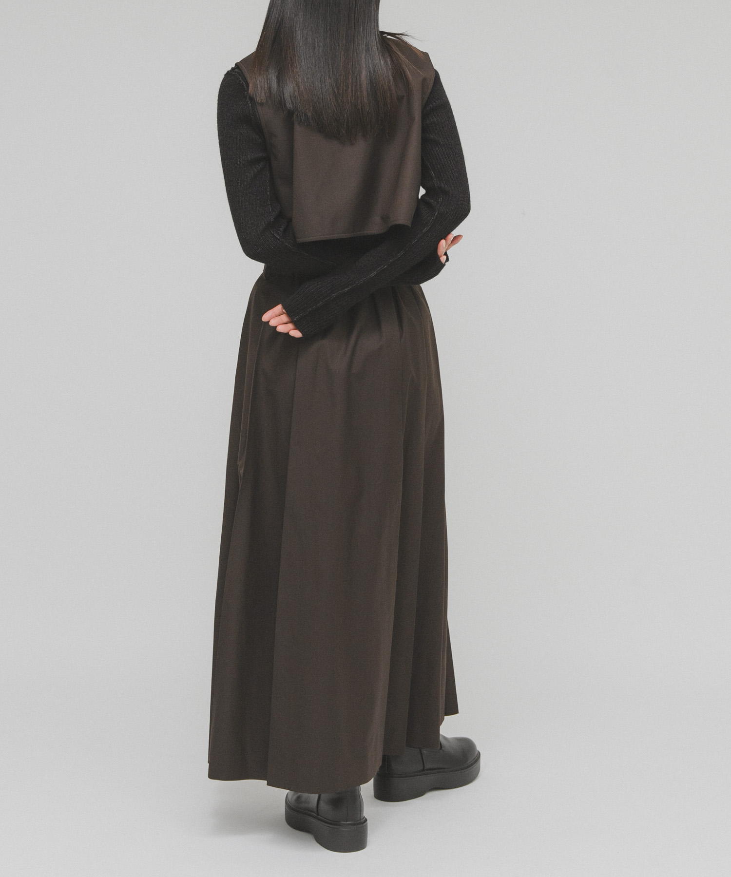 身長：163cm サイズ：38