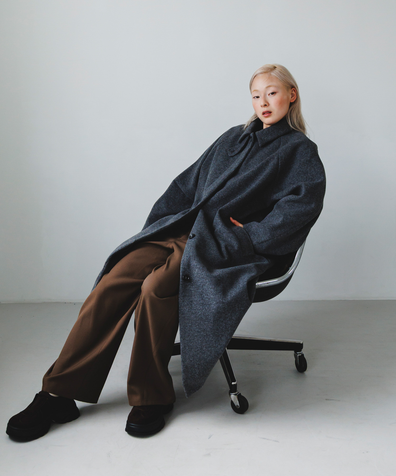 ステンカラーコクーンロングコート