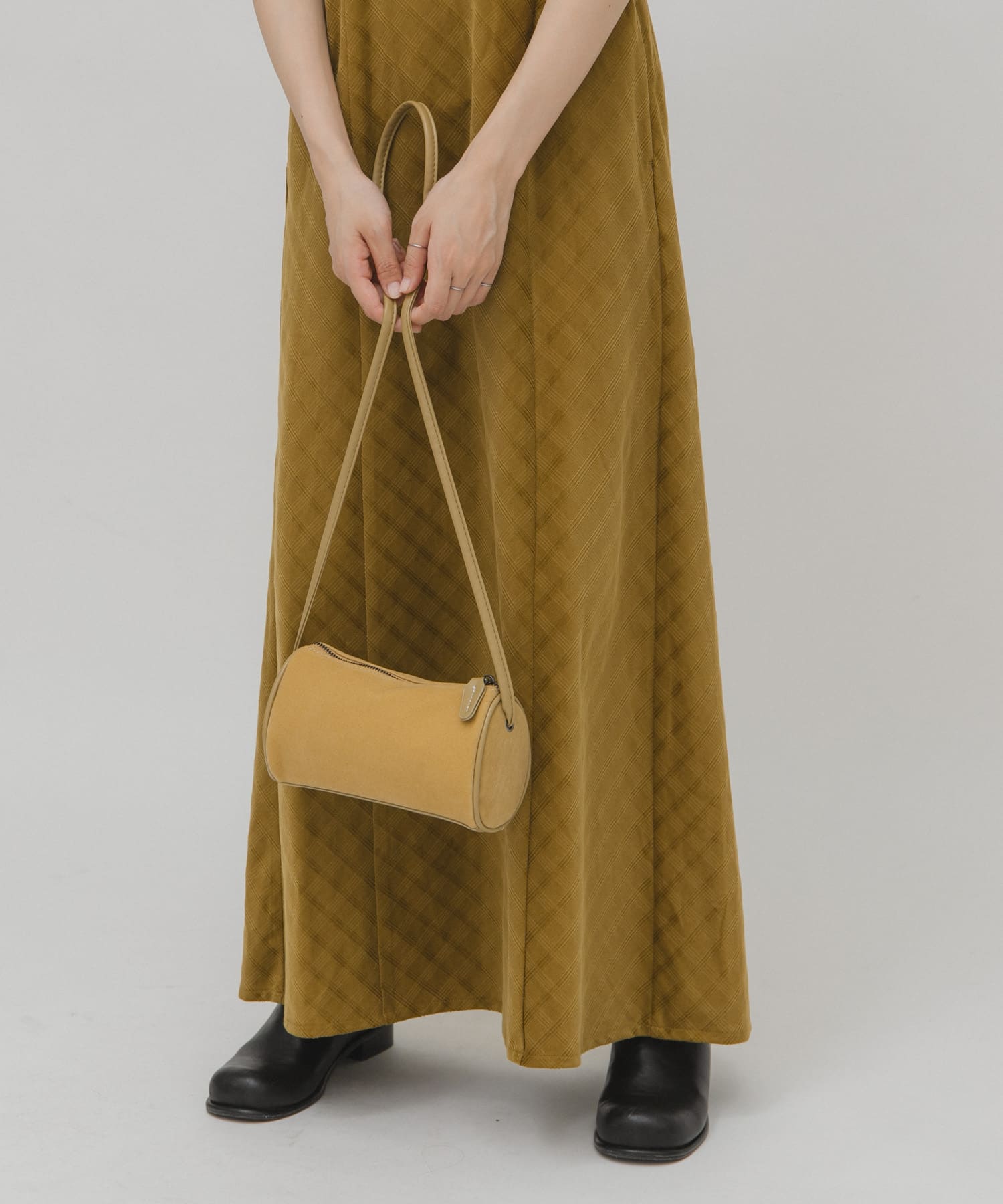 ステッチデザインベロアミニBAG BEIGE one