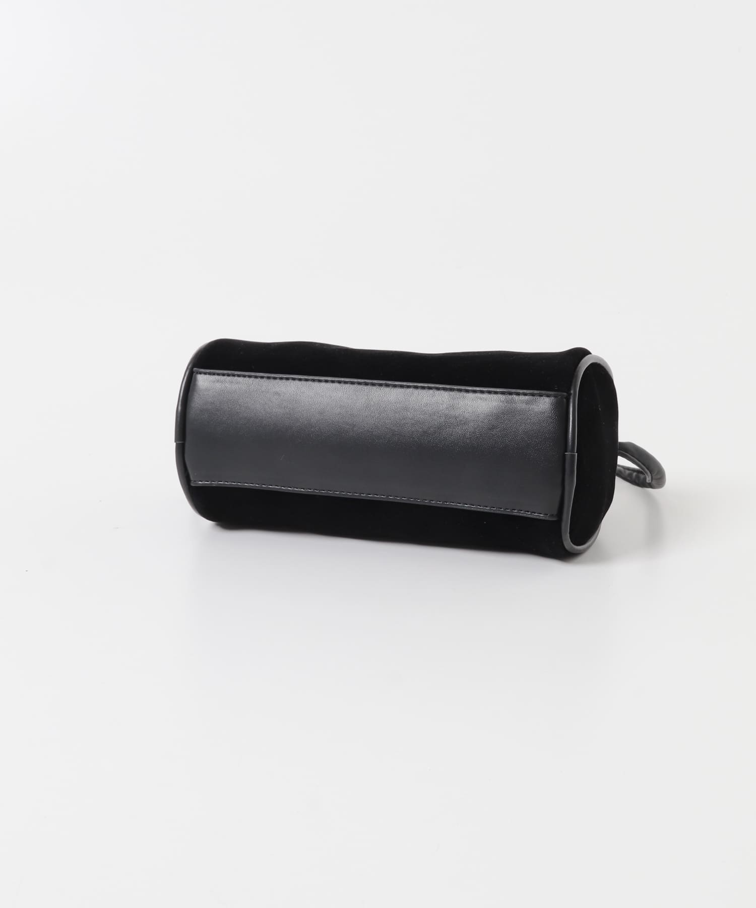 ステッチデザインベロアミニBAG BLACK one
