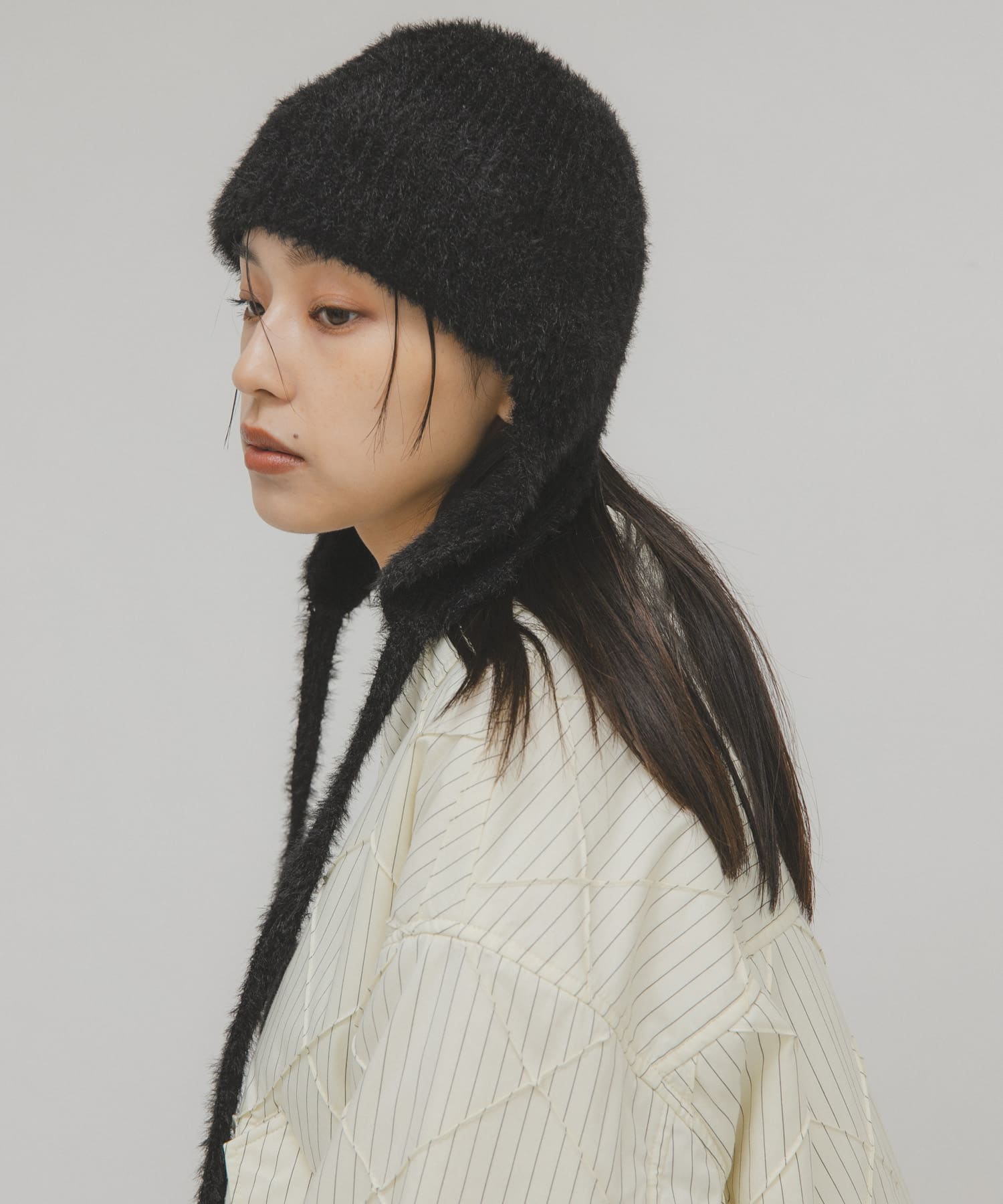 シャギーフライトニットHAT BLACK One
