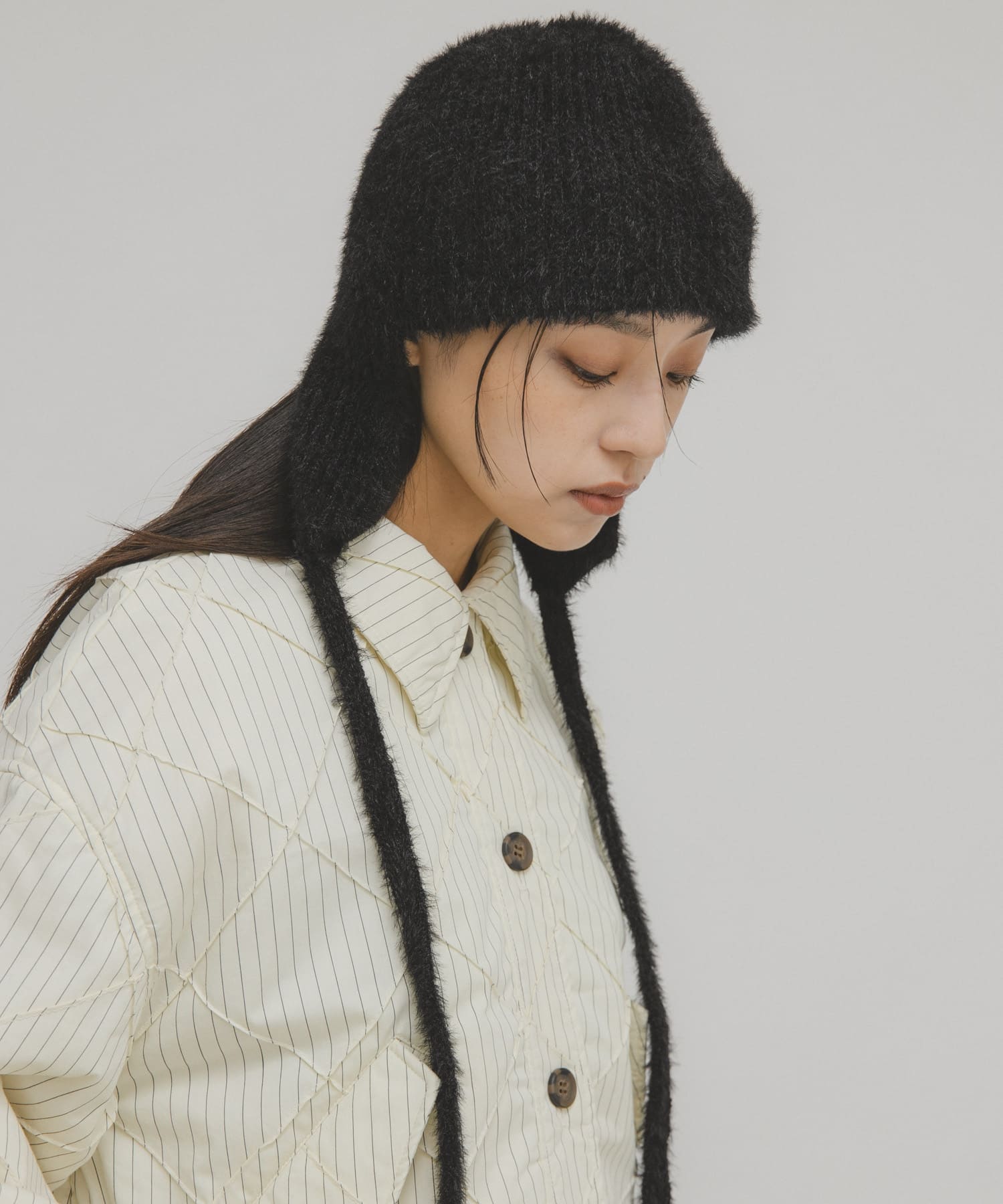 シャギーフライトニットHAT BLACK One