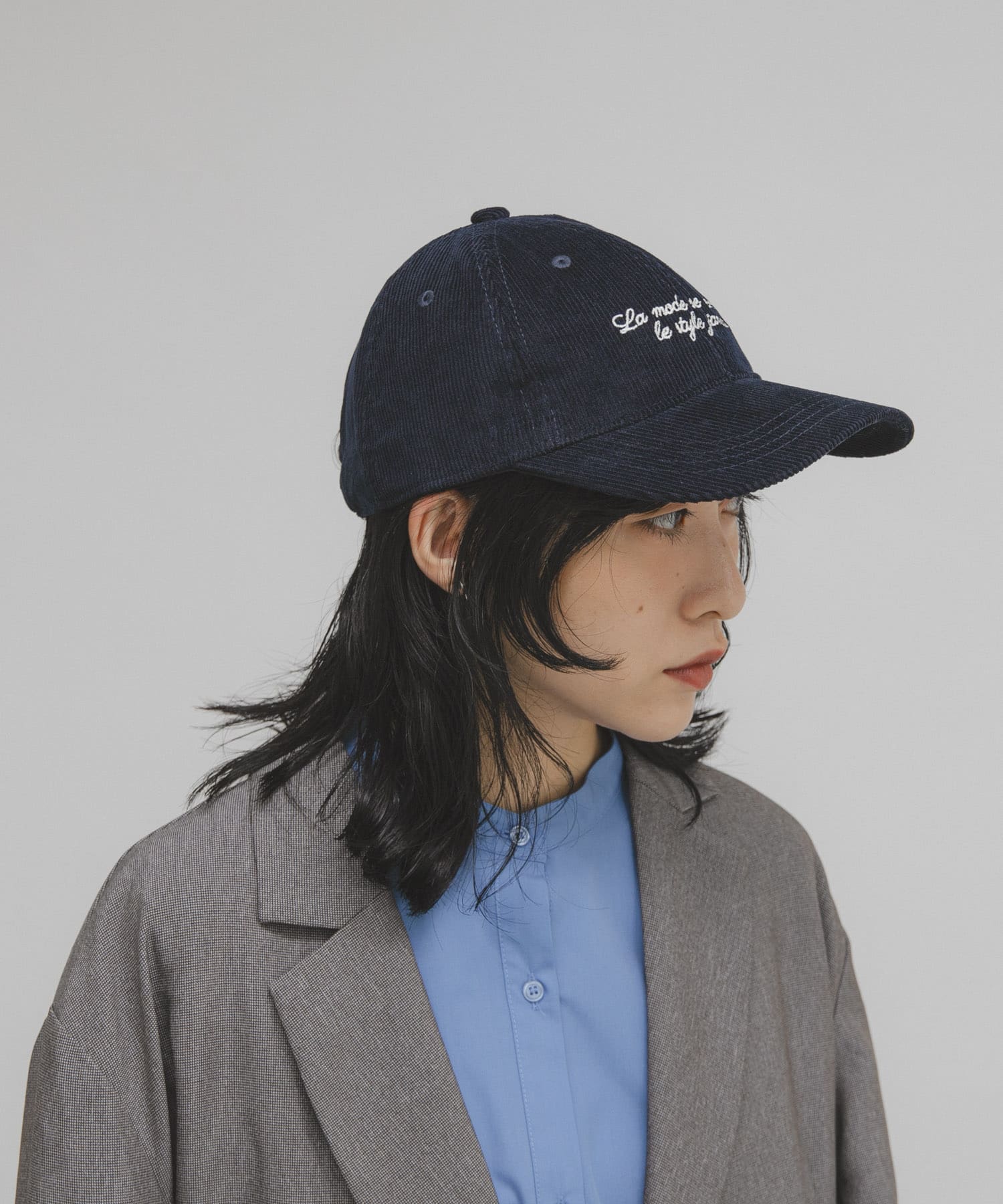 エンブロイダリーコーデュロイCAP(One NAVY): 帽子｜URBAN RESEARCH