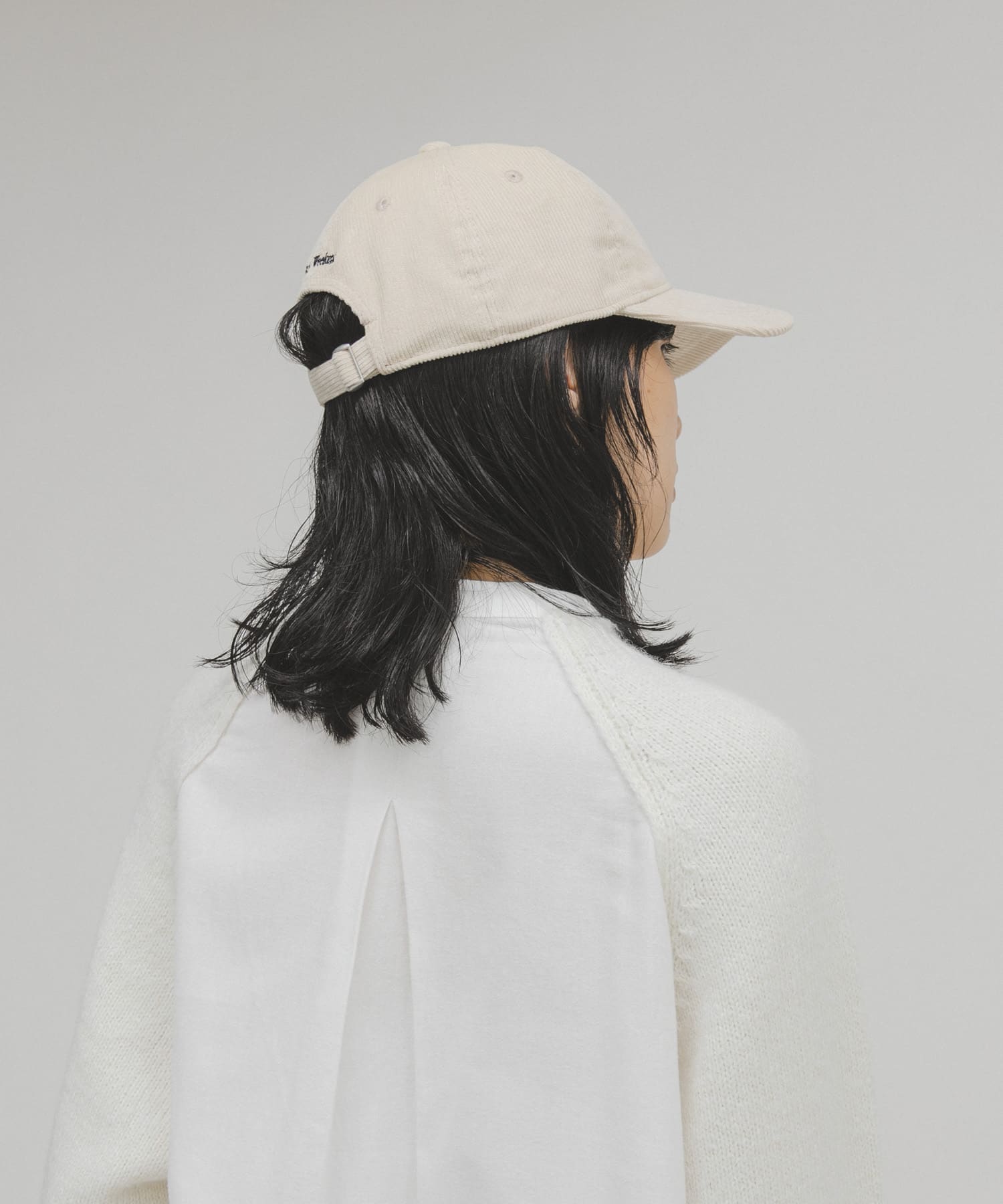 エンブロイダリーコーデュロイCAP IVORY One