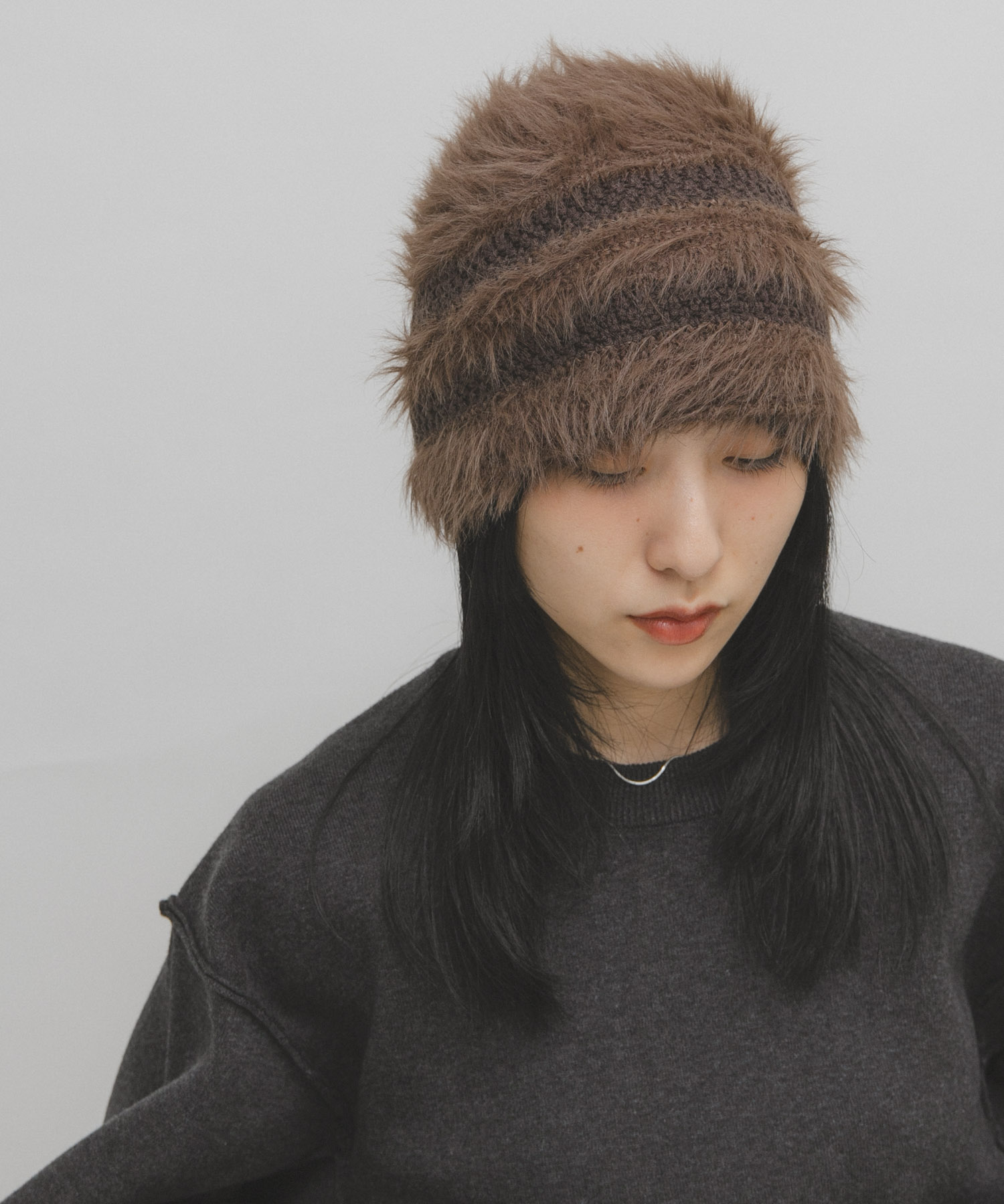 ラインデザインシャギーニットビーニー BROWN One