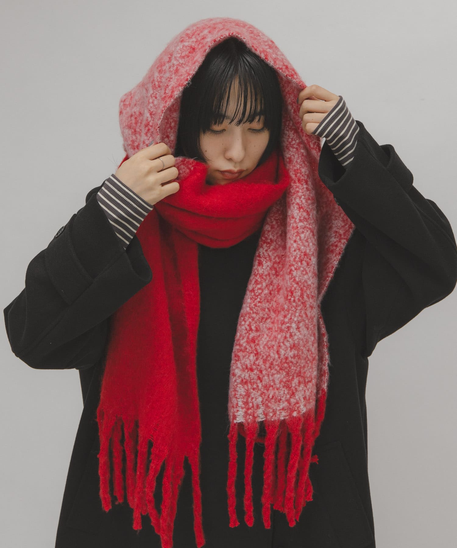 ビッグフリンジバイカラーストール RED One