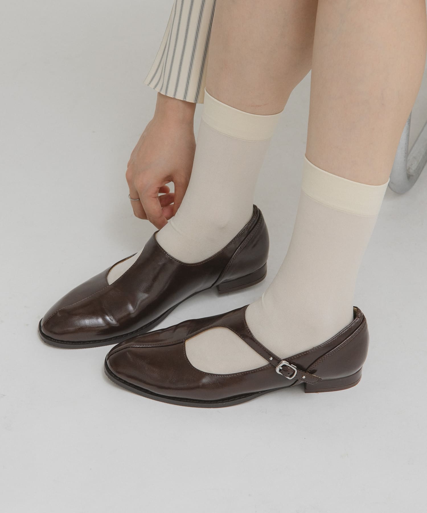 アシンメトリーメリージェーンローファー BROWN 36