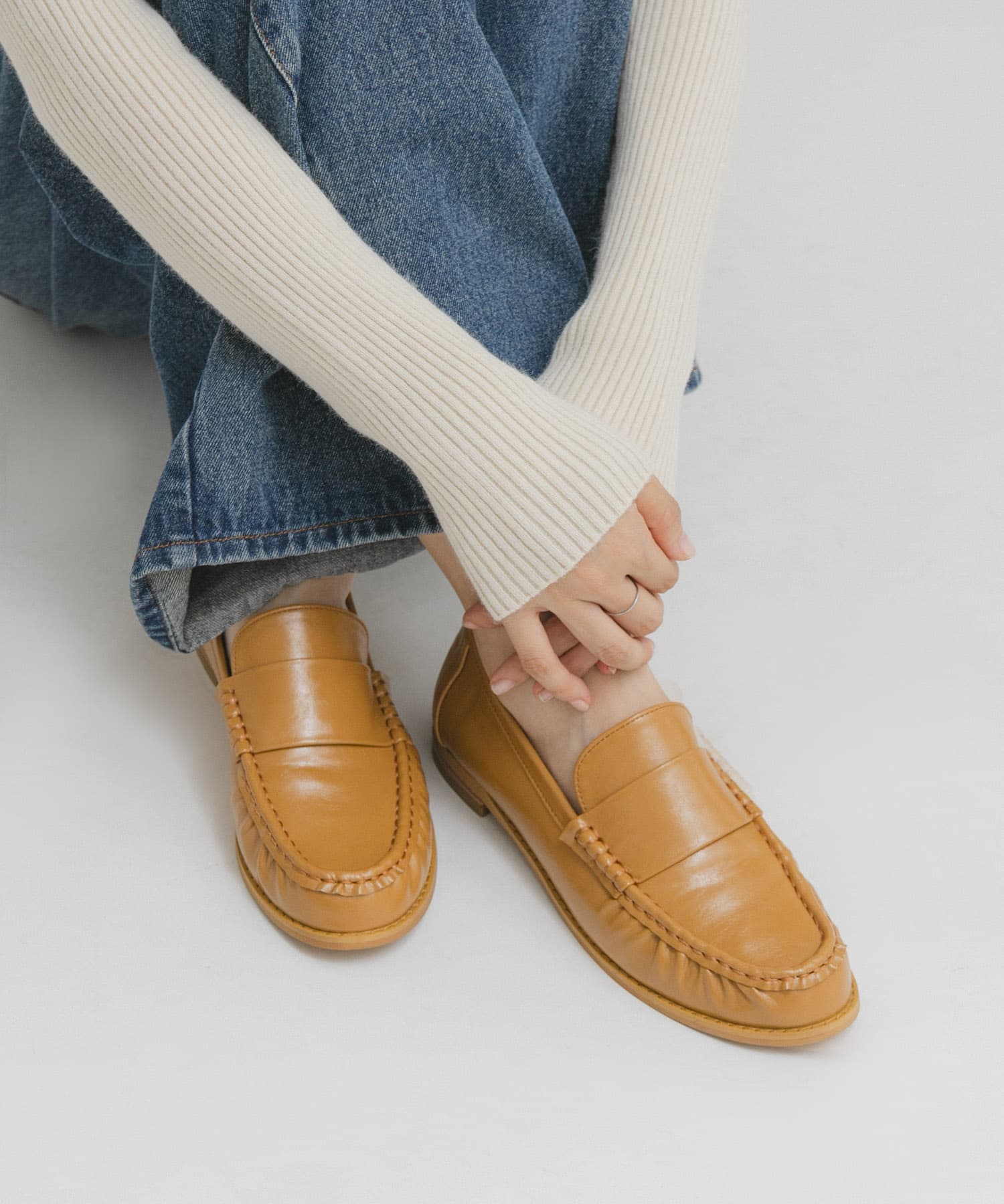 ギャザーデザインローファー BEIGE 36