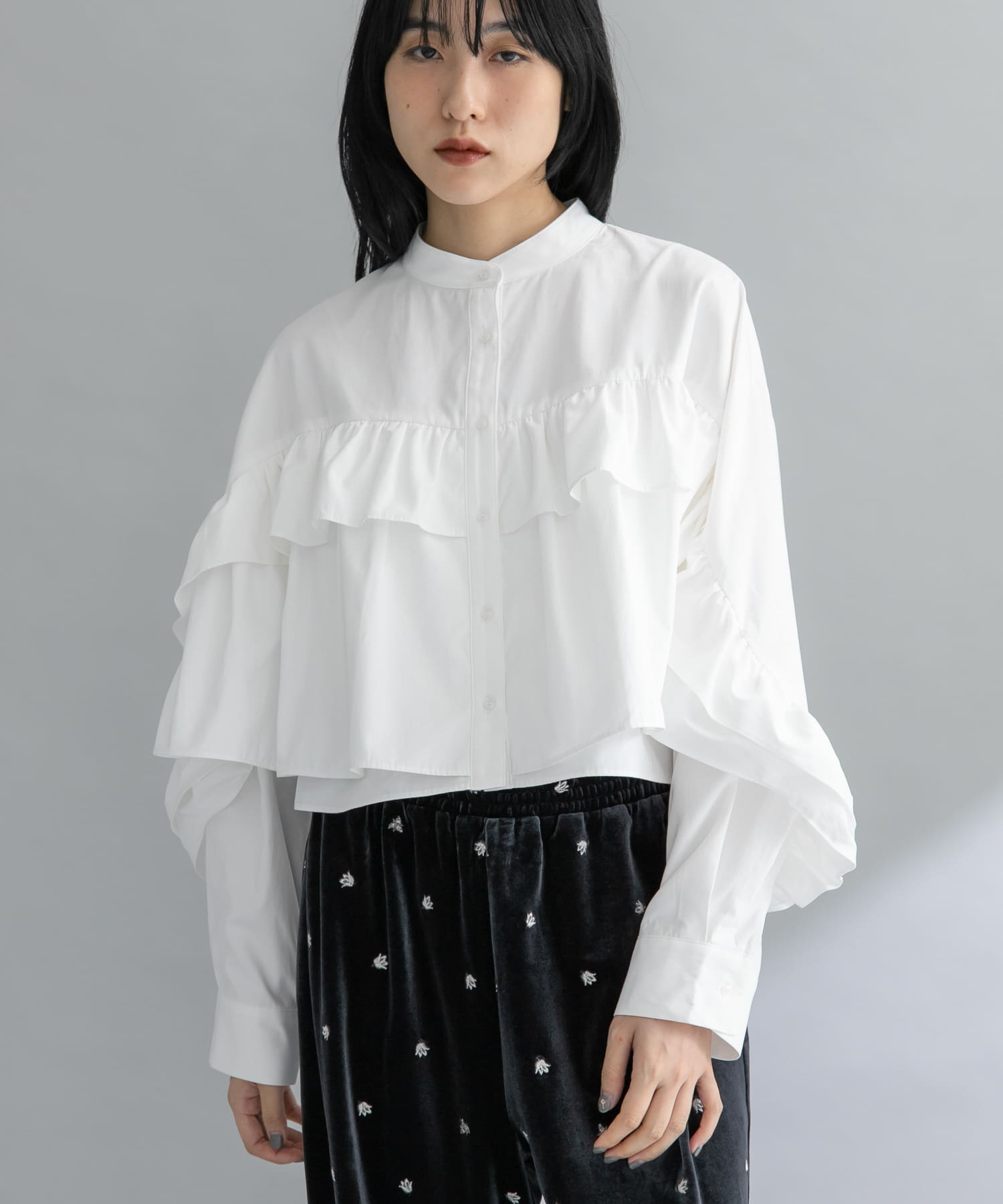 『WEB限定』ラッフルデザインブラウス