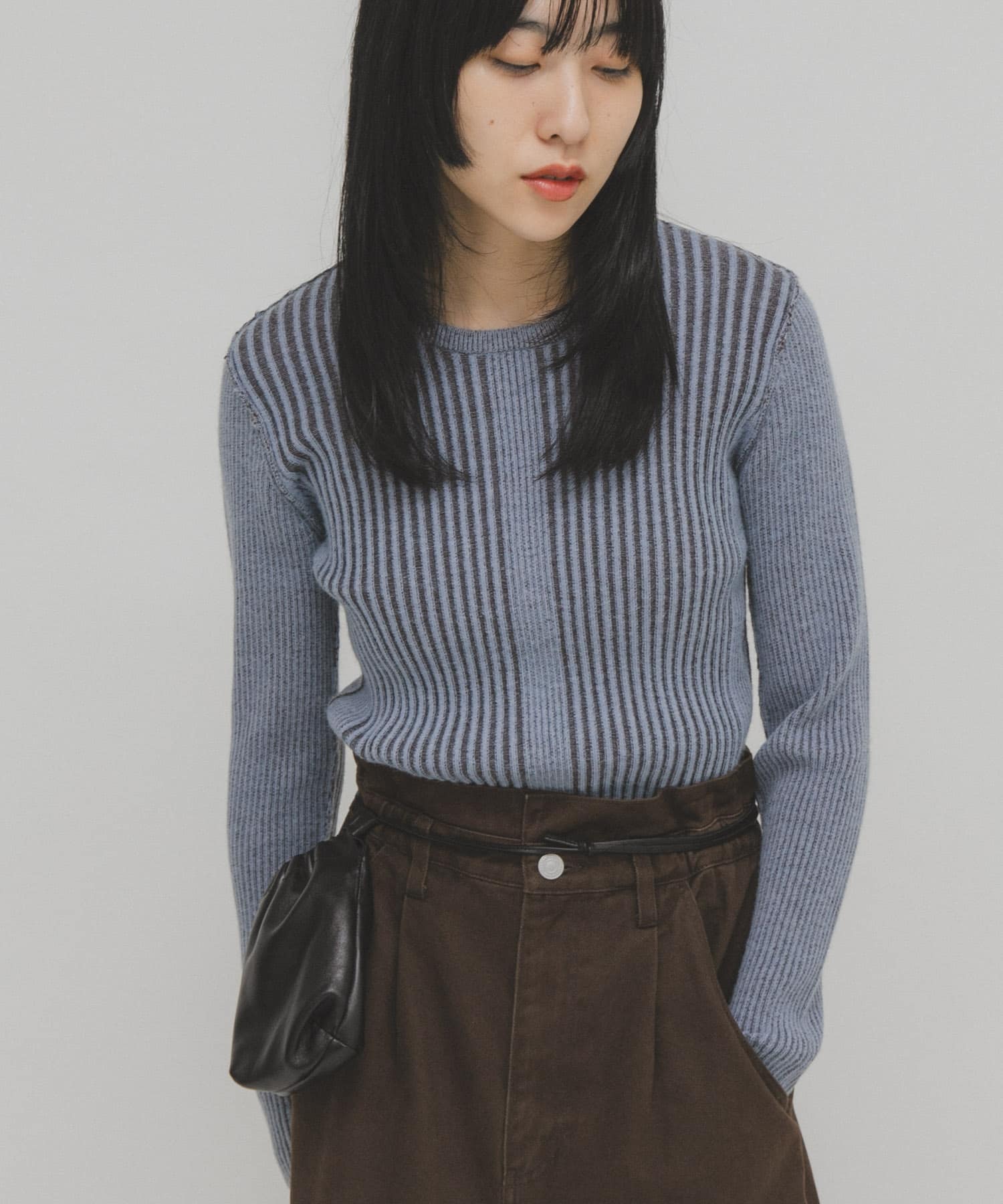 illi　ランダムRIBクルーネックニット BLUE One