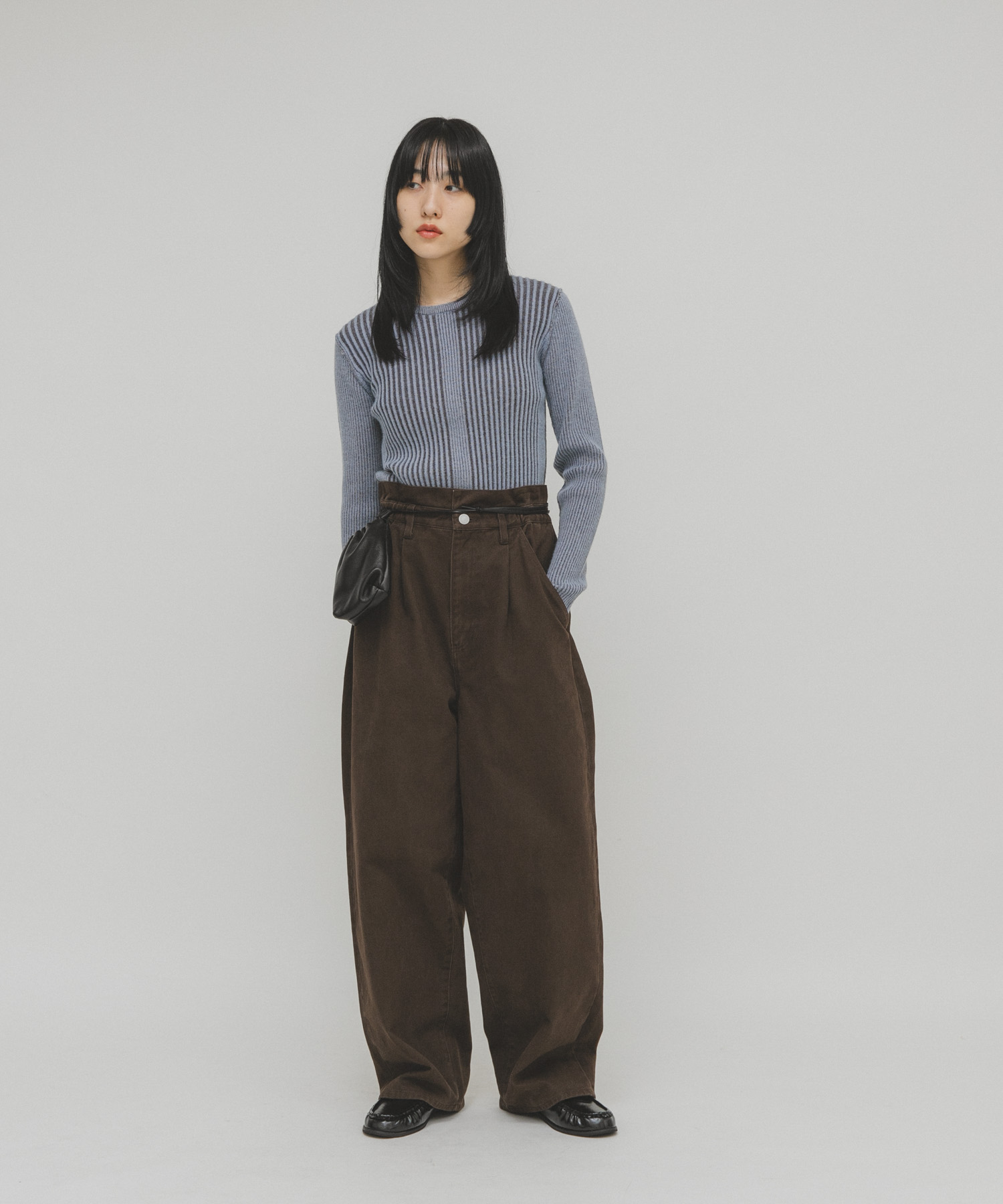 illi　ランダムRIBクルーネックニット BLUE One