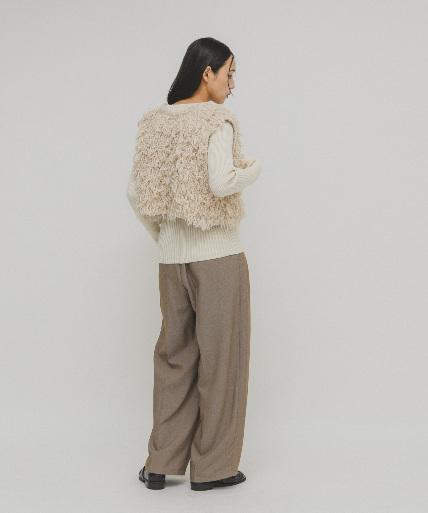 illi　ランダムRIBクルーネックニット IVORY One