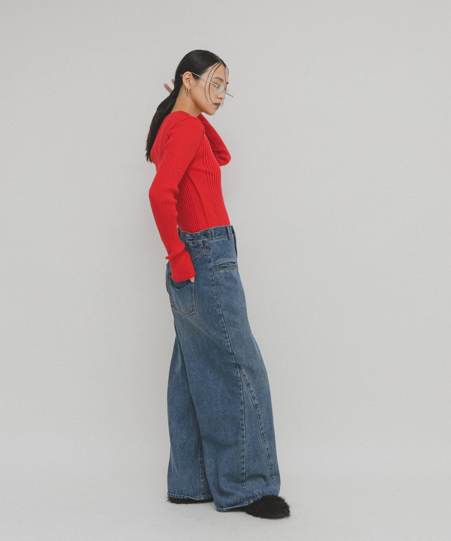 illi　ランダムRIBクルーネックニット RED One