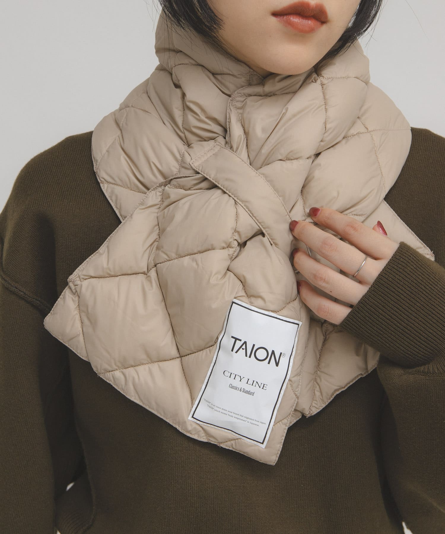 TAION　CITY DOWN SCARF G.BEIGE One