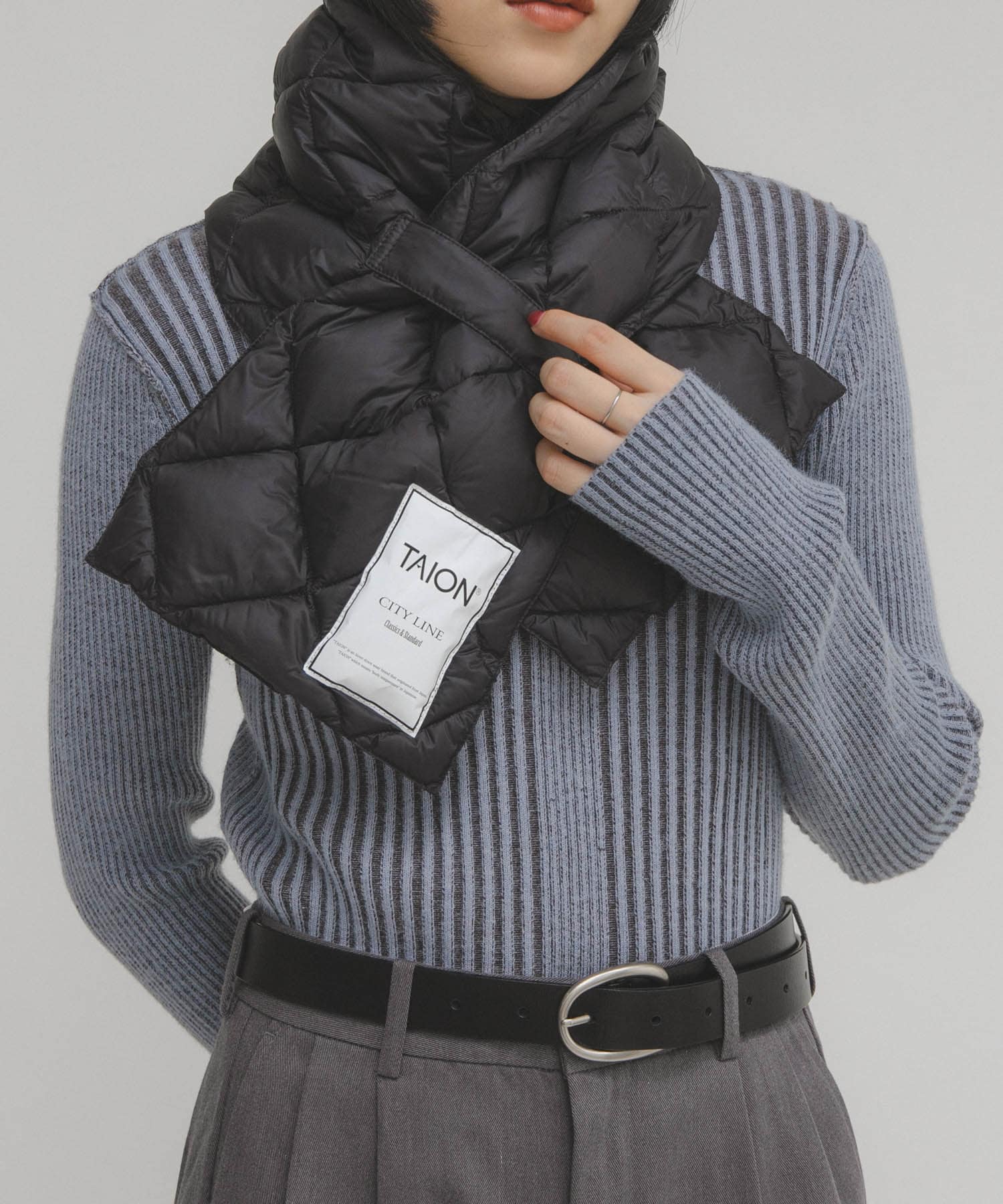 TAION　CITY DOWN SCARF