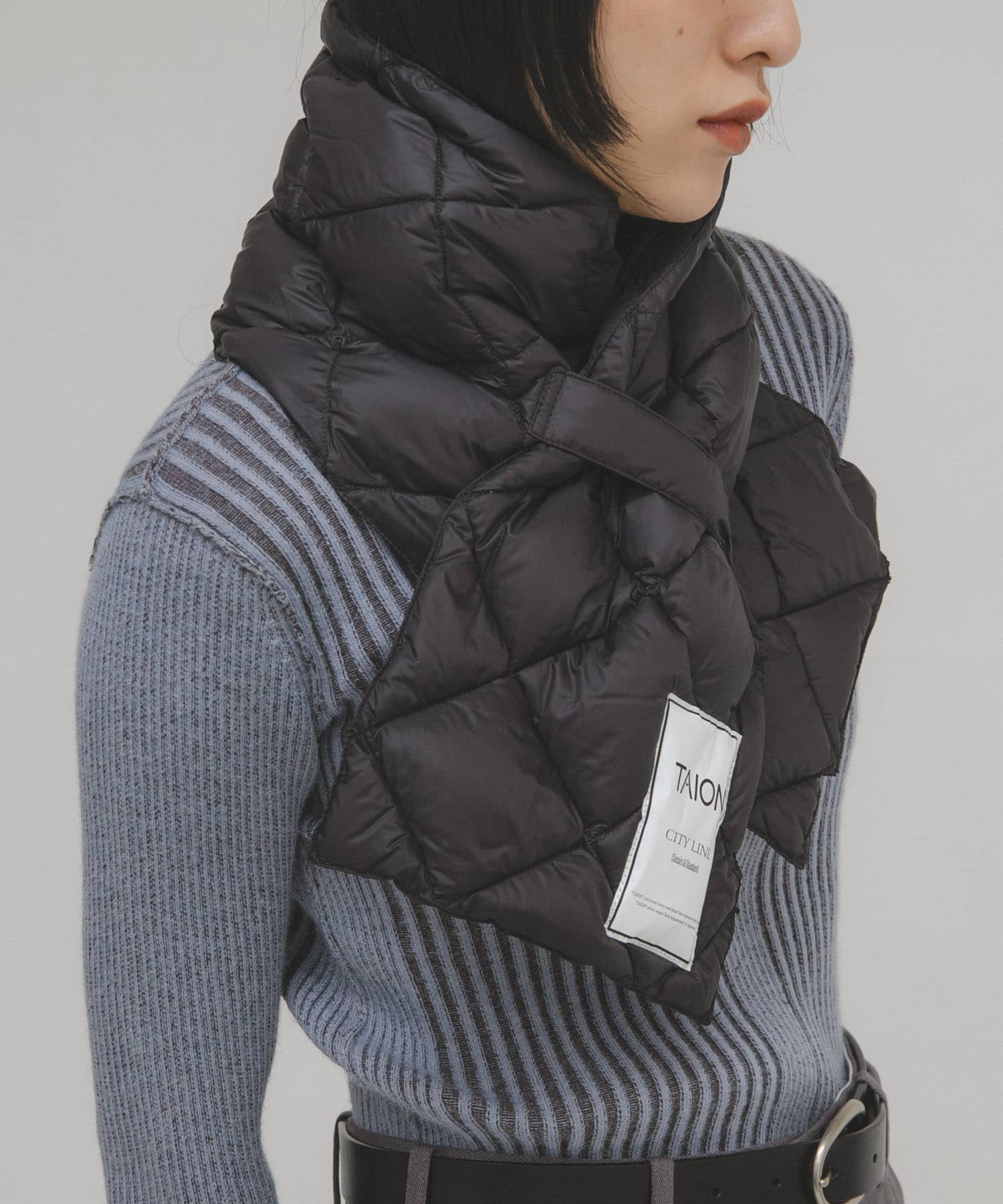 TAION　CITY DOWN SCARF BLACK One