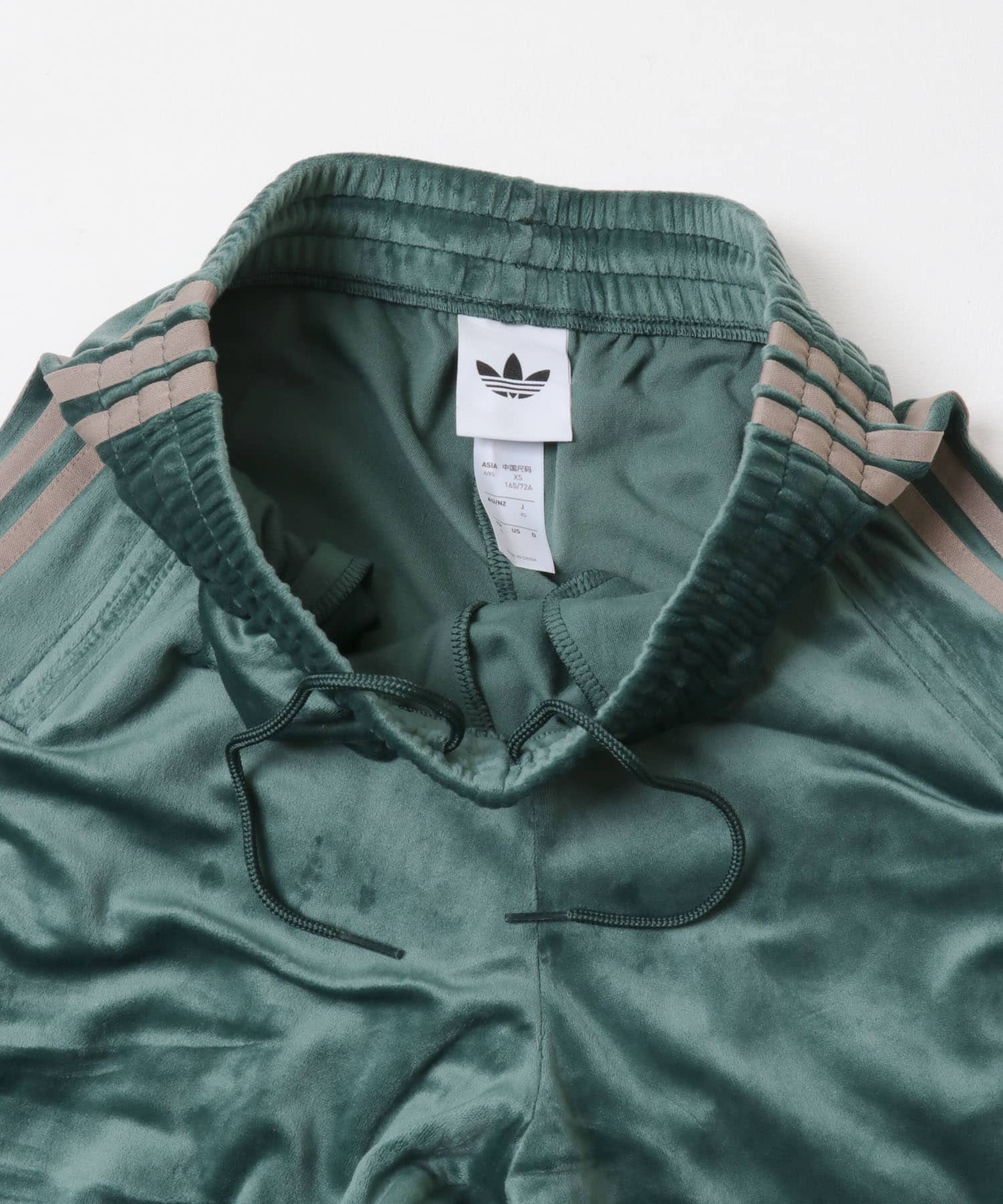 adidas　FB TRACKPANT VELOUR SHADOW GRN XS