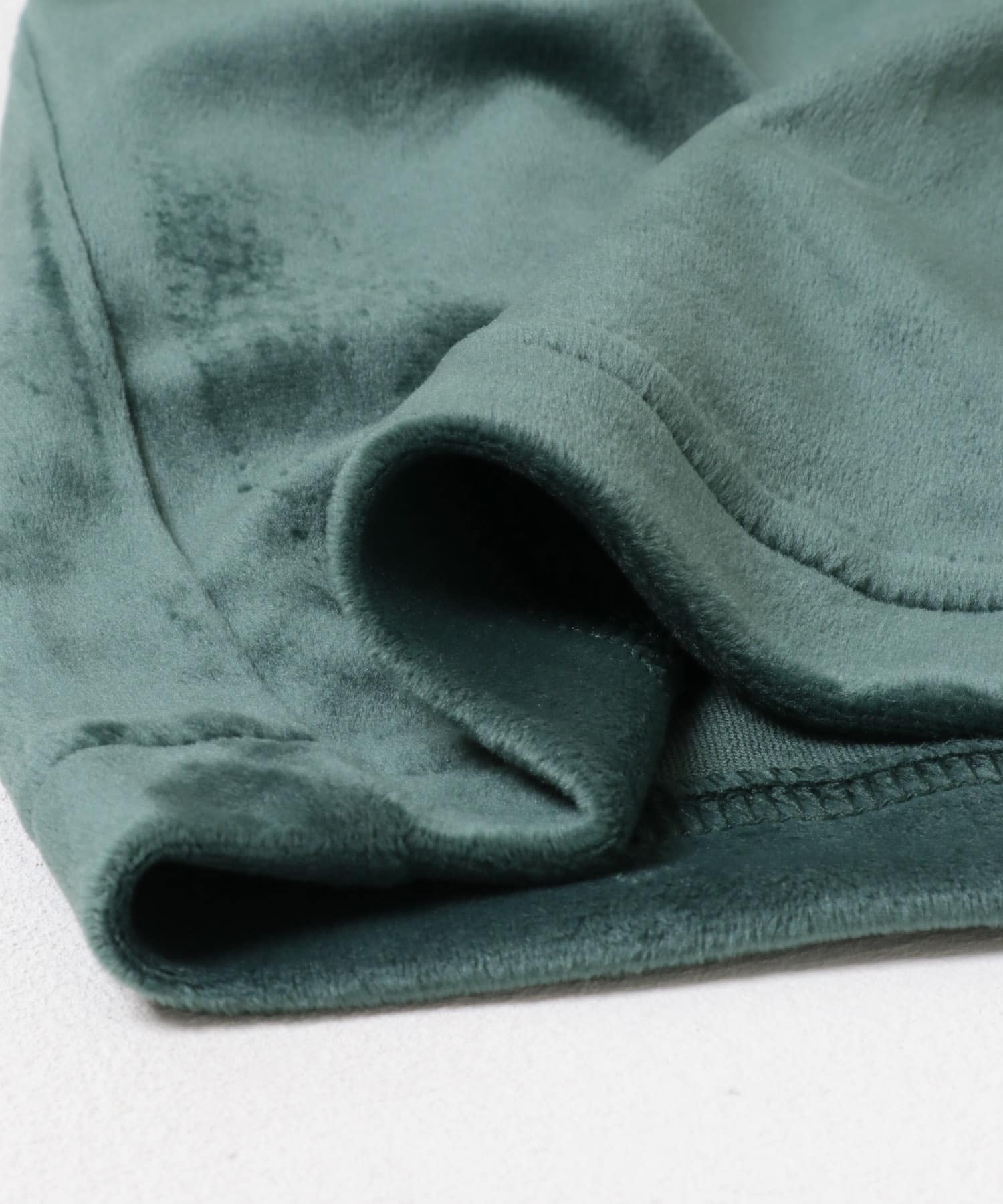 adidas　FB TRACKPANT VELOUR SHADOW GRN XS