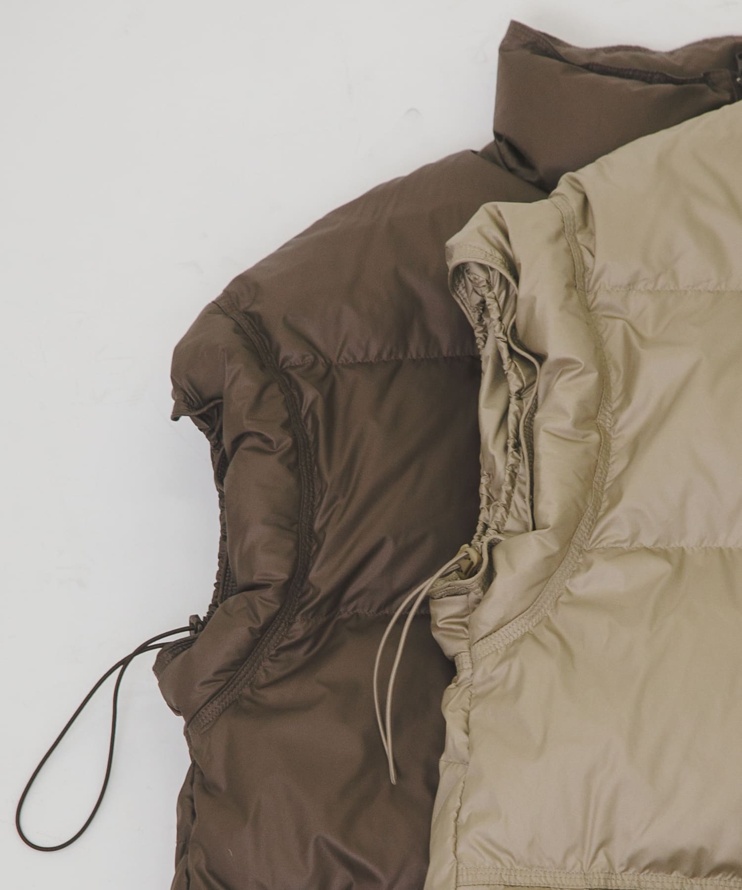 short-sleeved down vest(FREE チョコレート): アウター｜URBAN