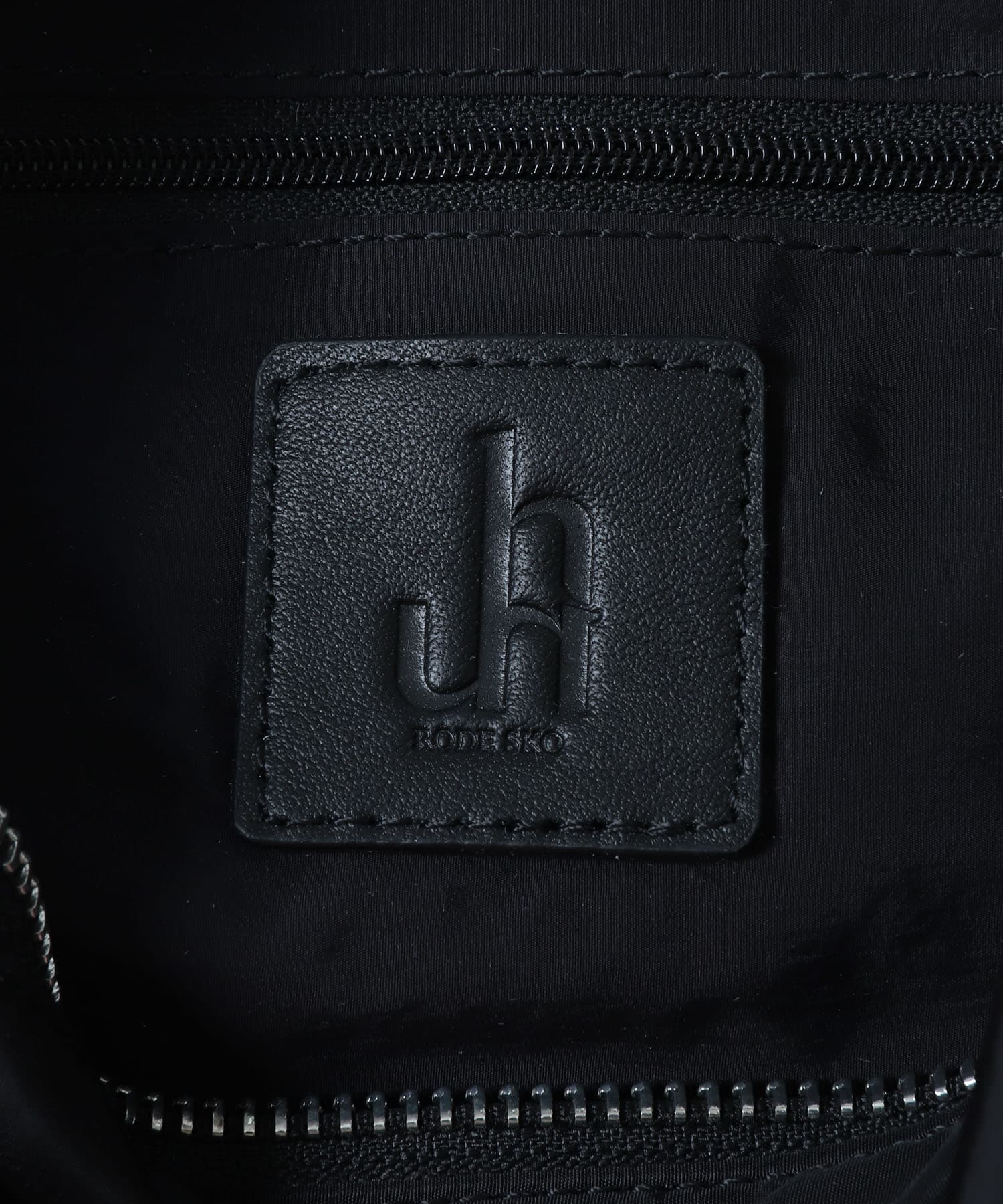 hun RODESKO　Dual shoulder BLACK One