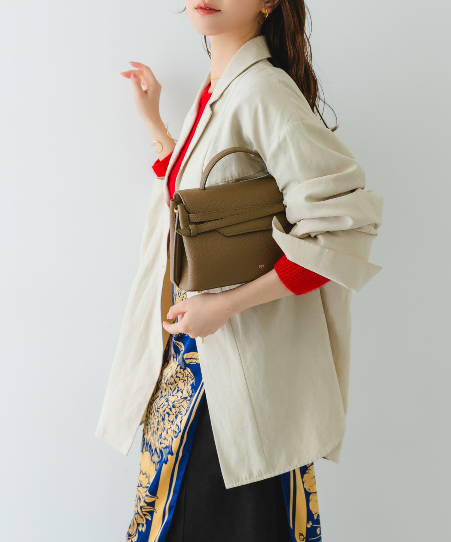 tov　MIMI M BROWN -