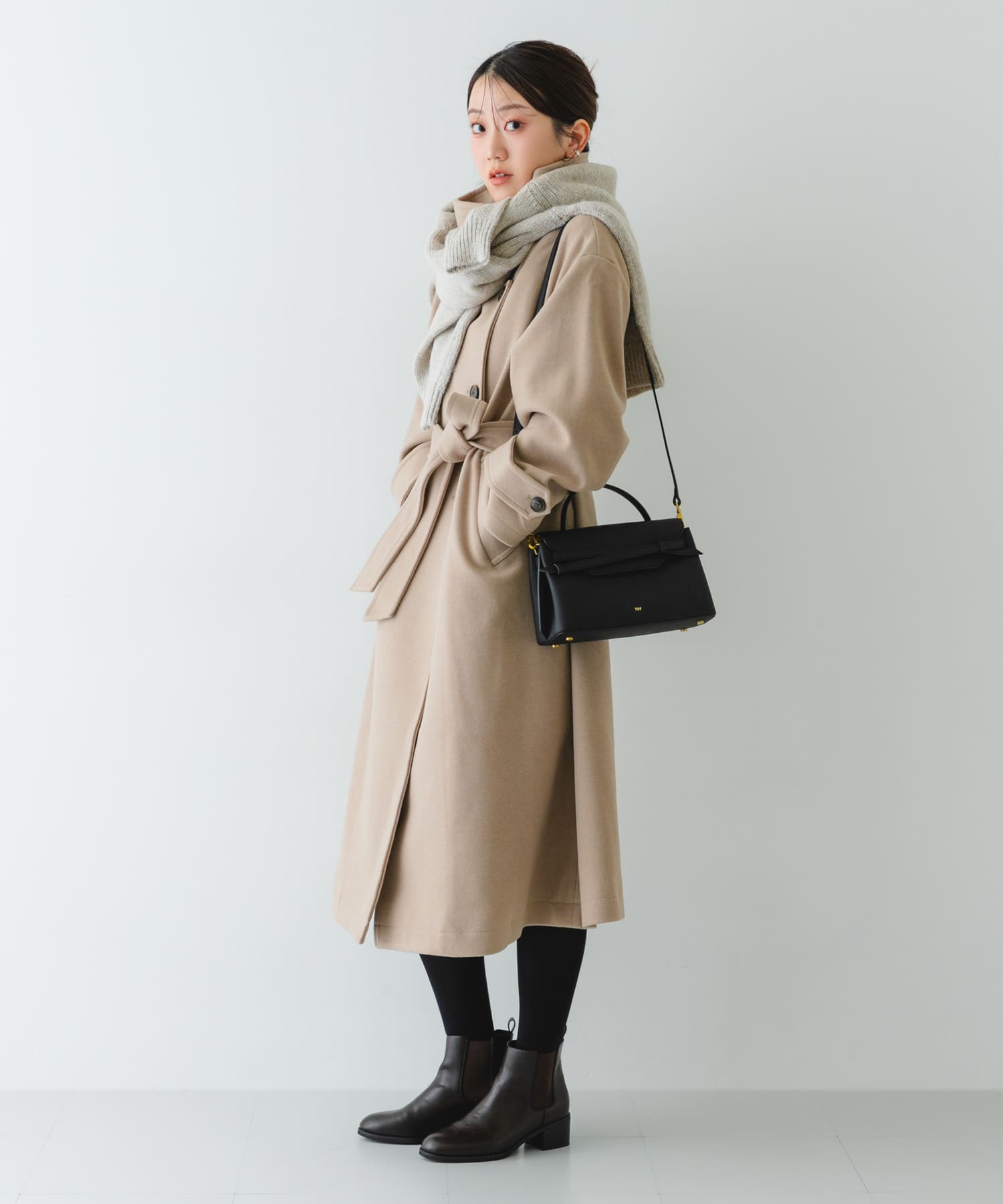 tov　MIMI M BLACK -