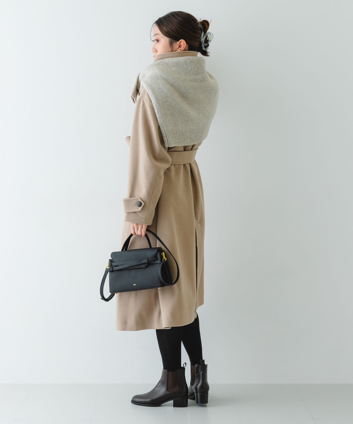 tov　MIMI M BLACK -