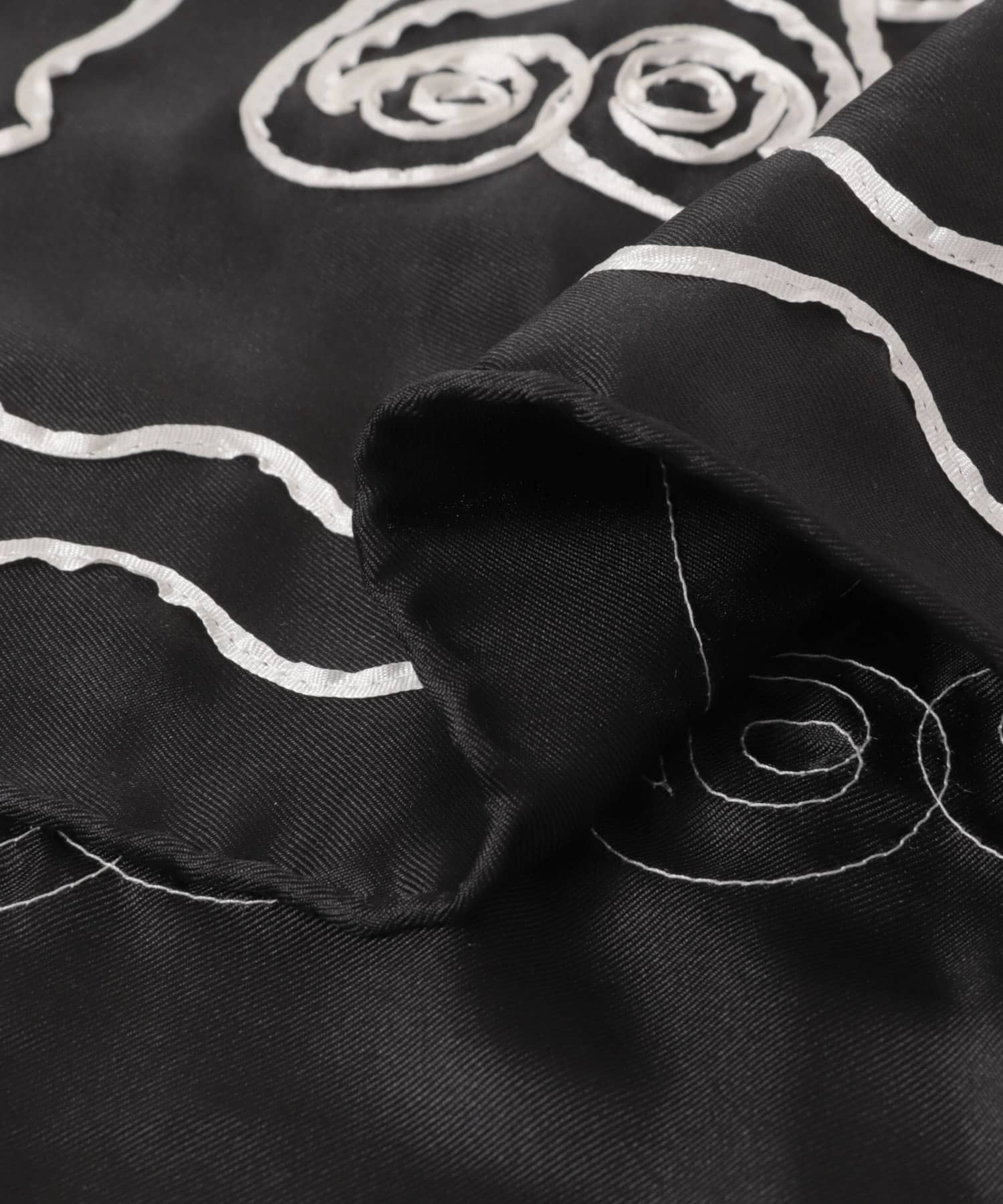 ASAUCE MELER　テープエンブロイダリーバンダナスカーフ Black×Wht One