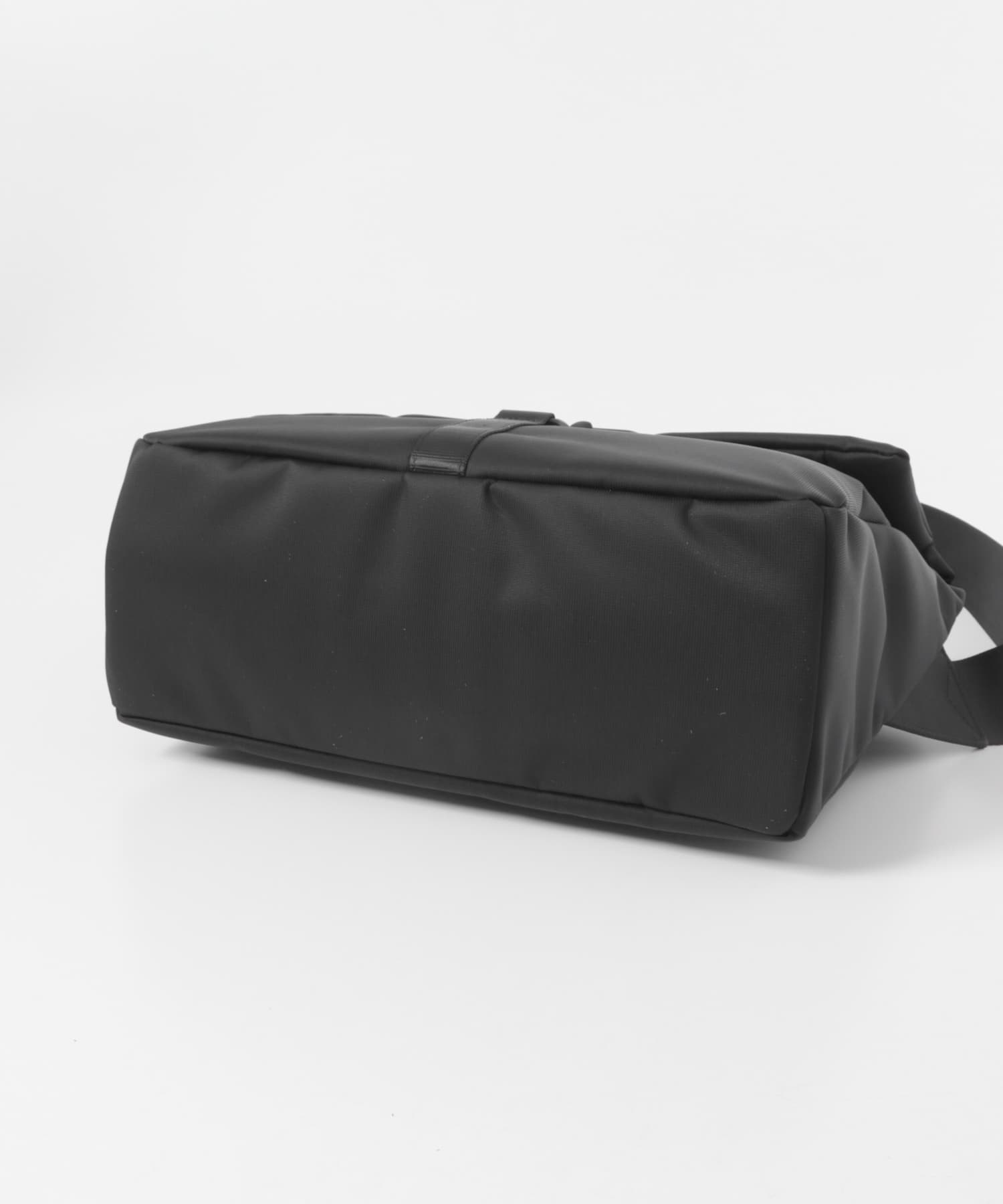 撥水フィドロックショルダーバッグ L BLACK L