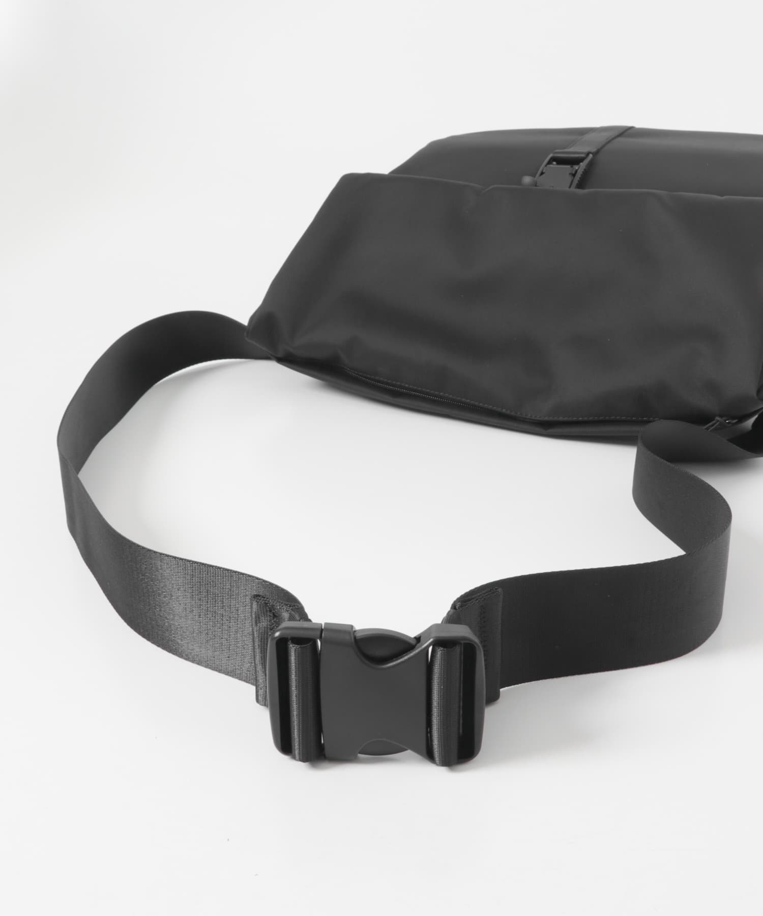 撥水フィドロックショルダーバッグ L BLACK L