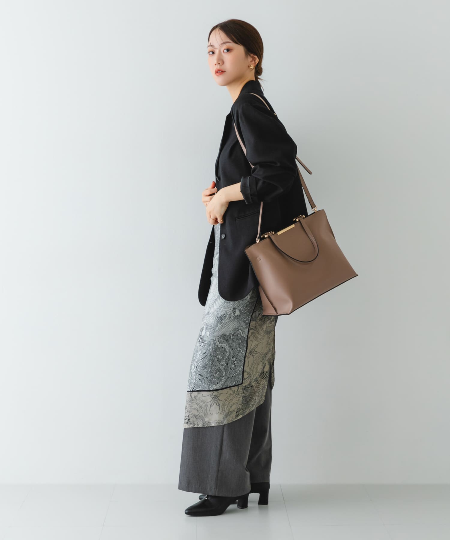 メタル2WAY A4トートバッグ MOCHA One