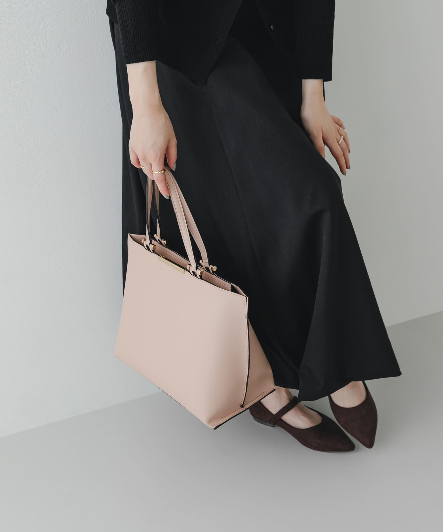 LIGHT PINK