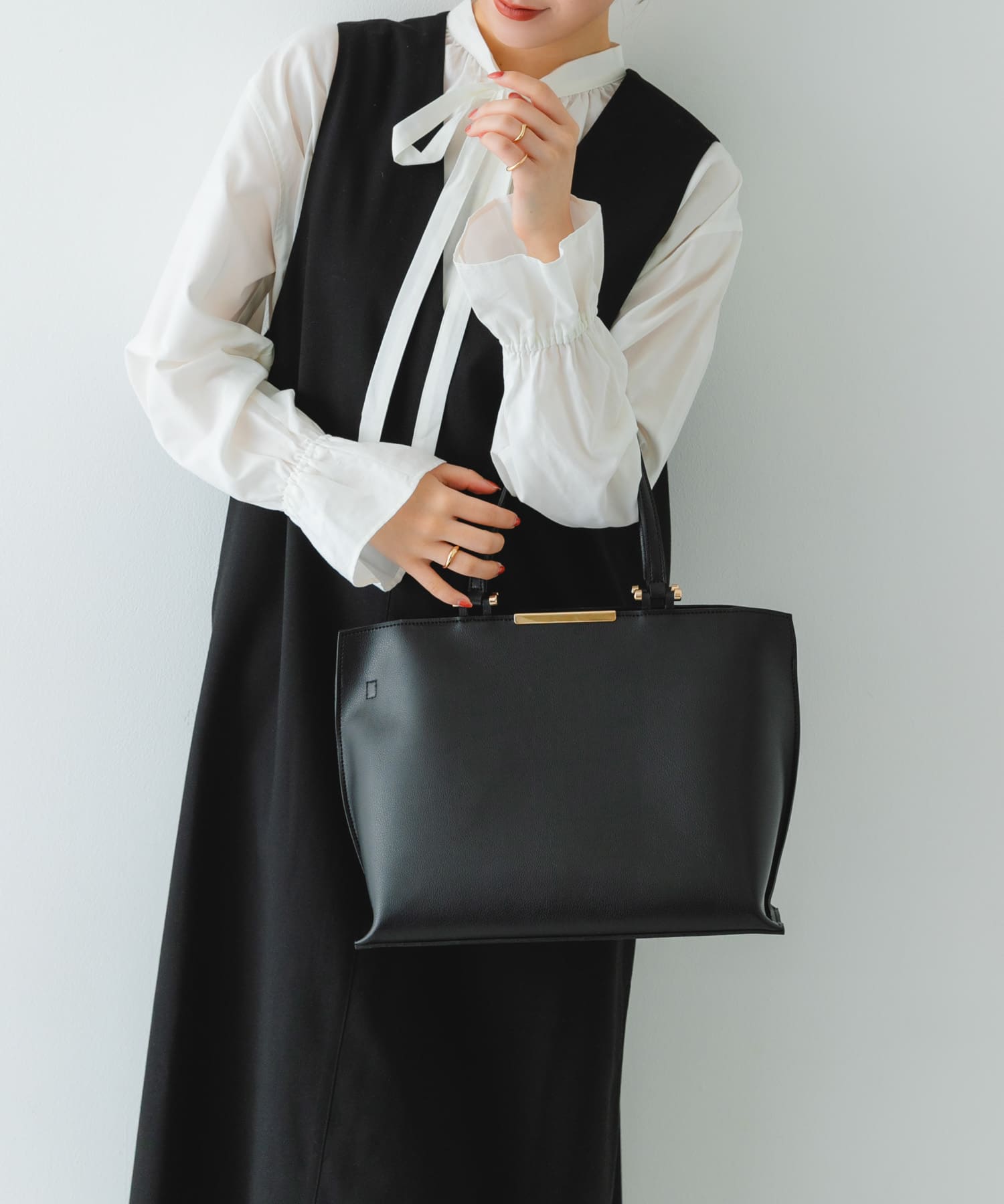 メタル2WAY A4トートバッグ BLACK One