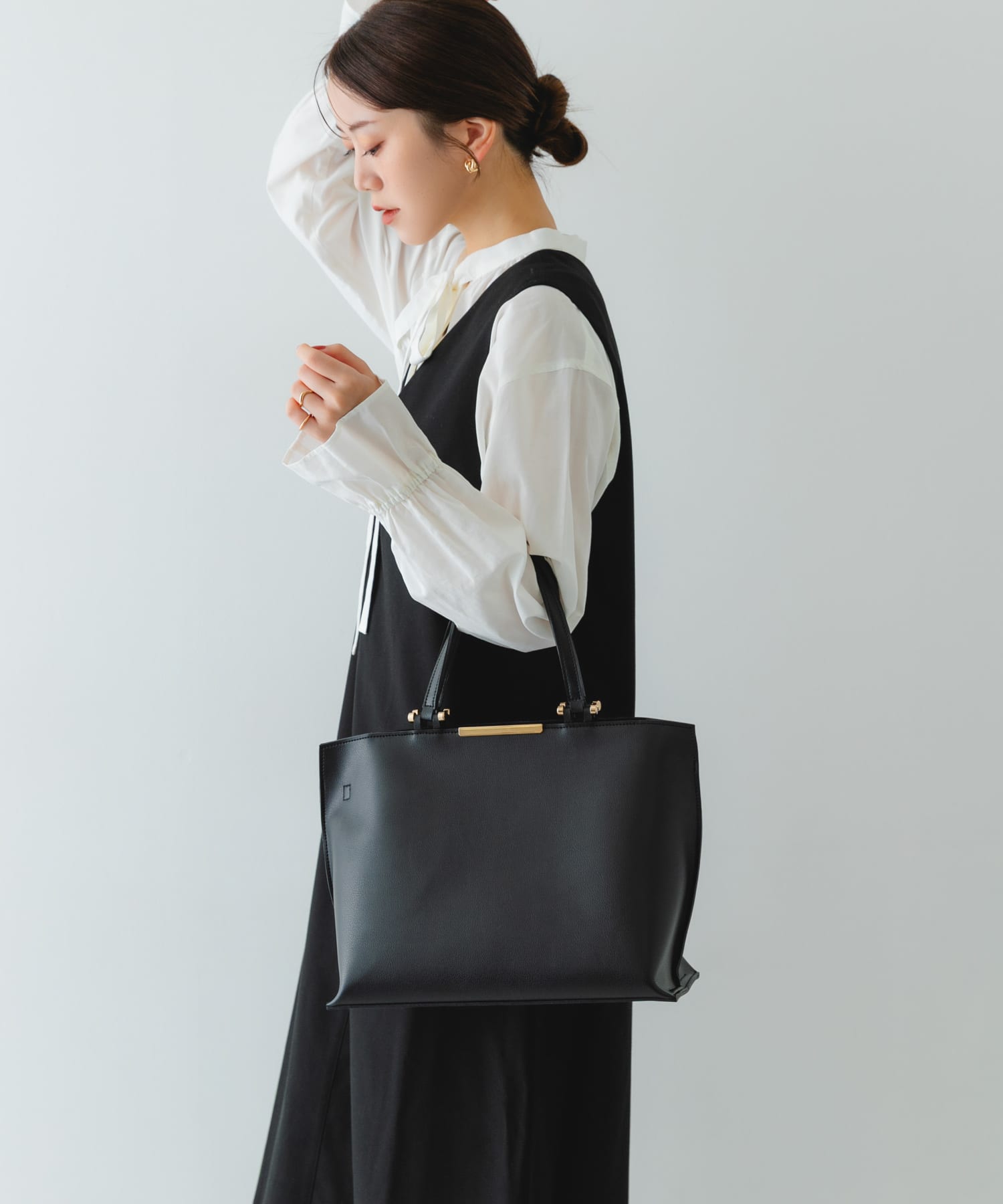 メタル2WAY A4トートバッグ BLACK One