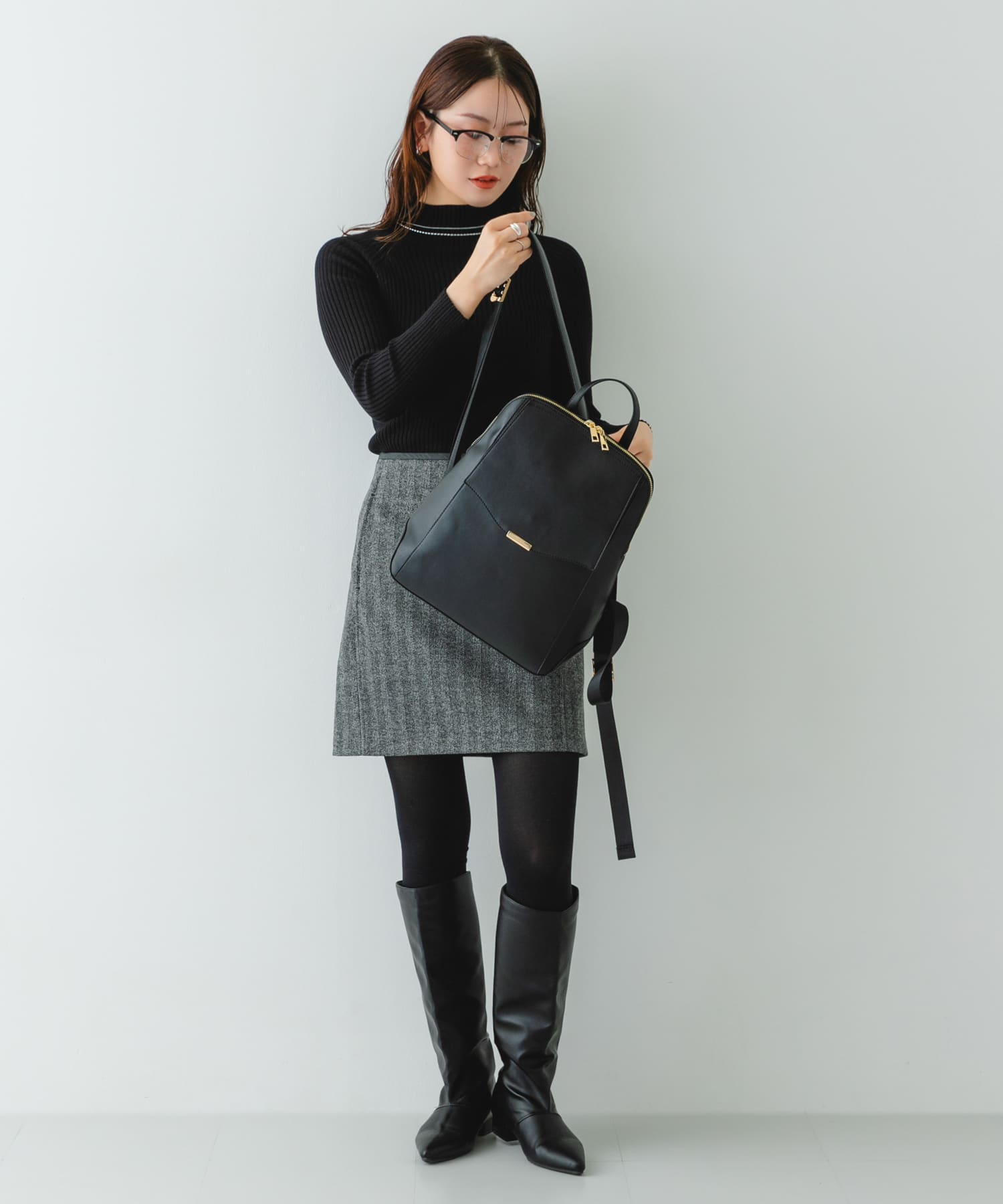 メタルフラップA4リュック BLACK One