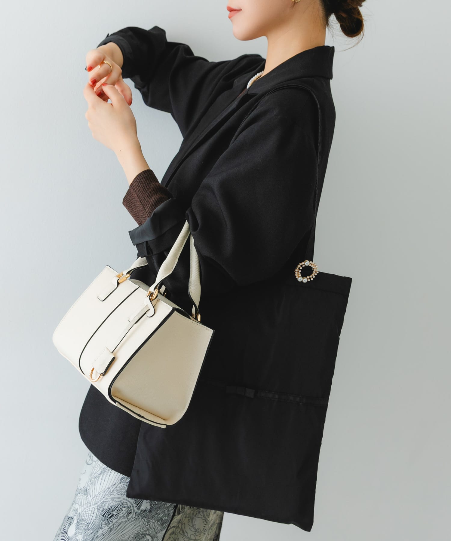 3セットチャームスクエアバッグ IVORY One